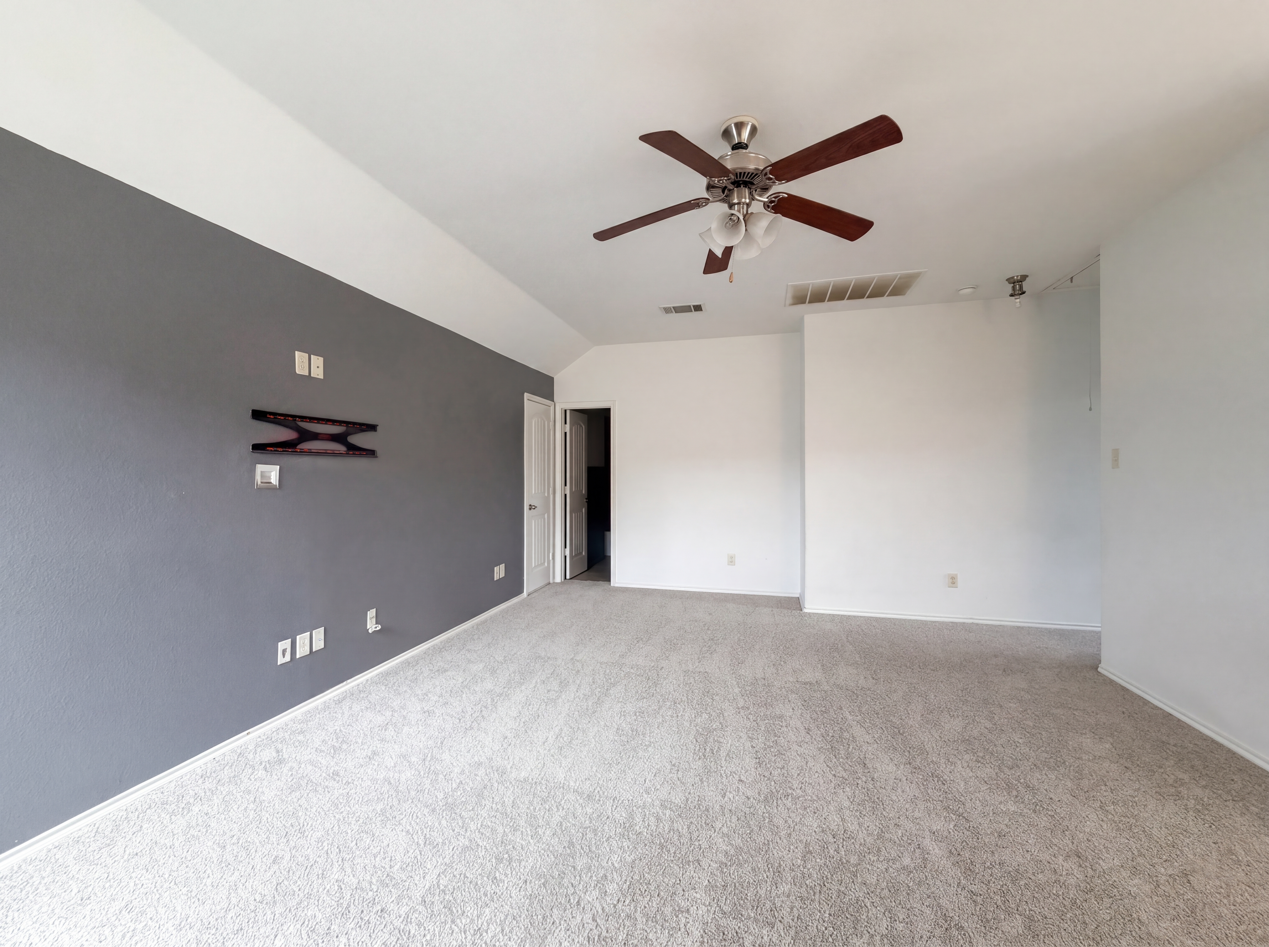Photo 12 of 23 of 9904 Pronghorn Rd, McKinney, TX