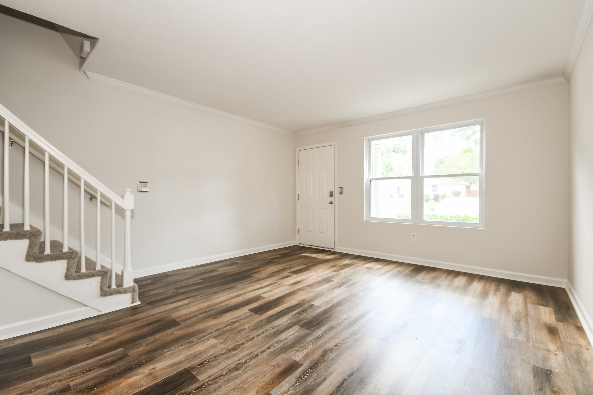 Photo 3 of 21 of 1810 Mepkin Rd, Charleston, SC