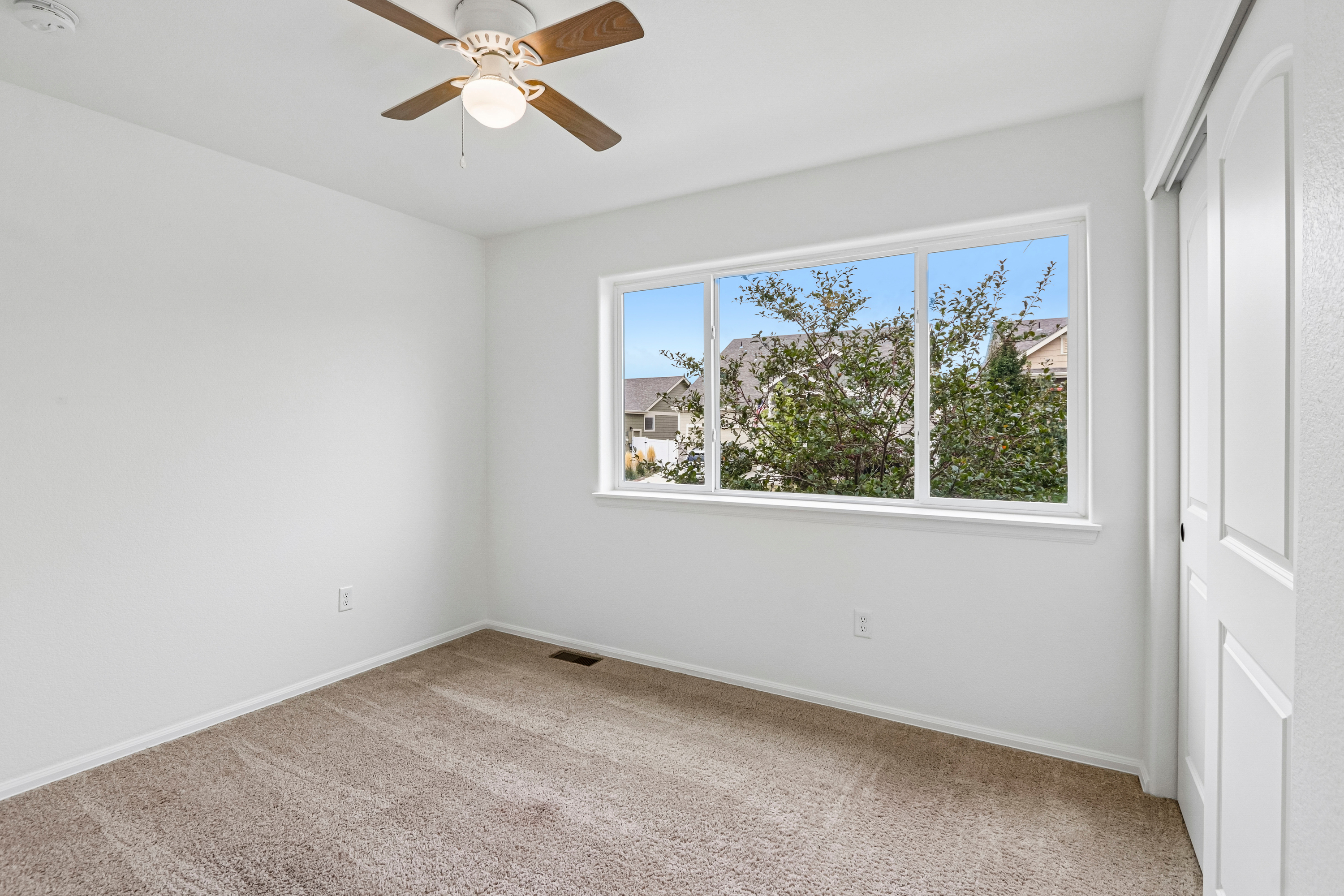 Photo 11 of 21 of 1618 104th Ave, Greeley, CO
