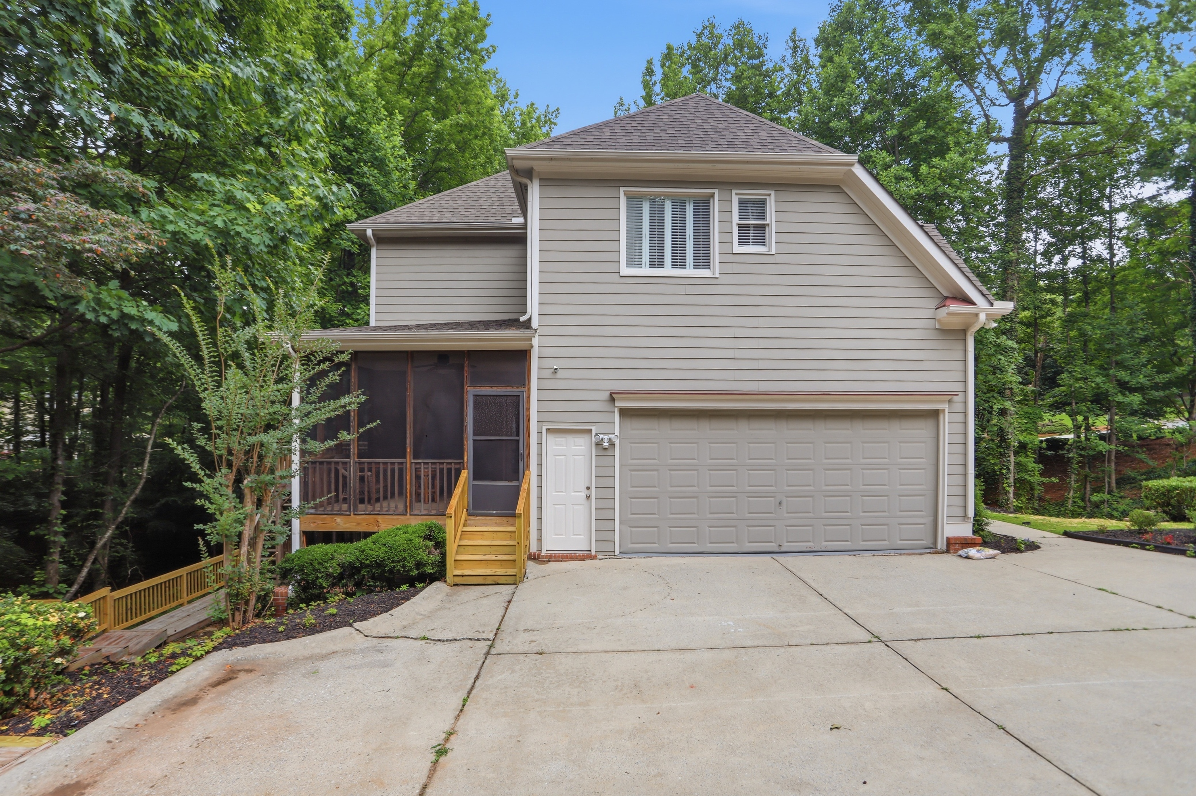 Photo 8 of 49 of 5228 Yellowtail Ln NW, Kennesaw, GA