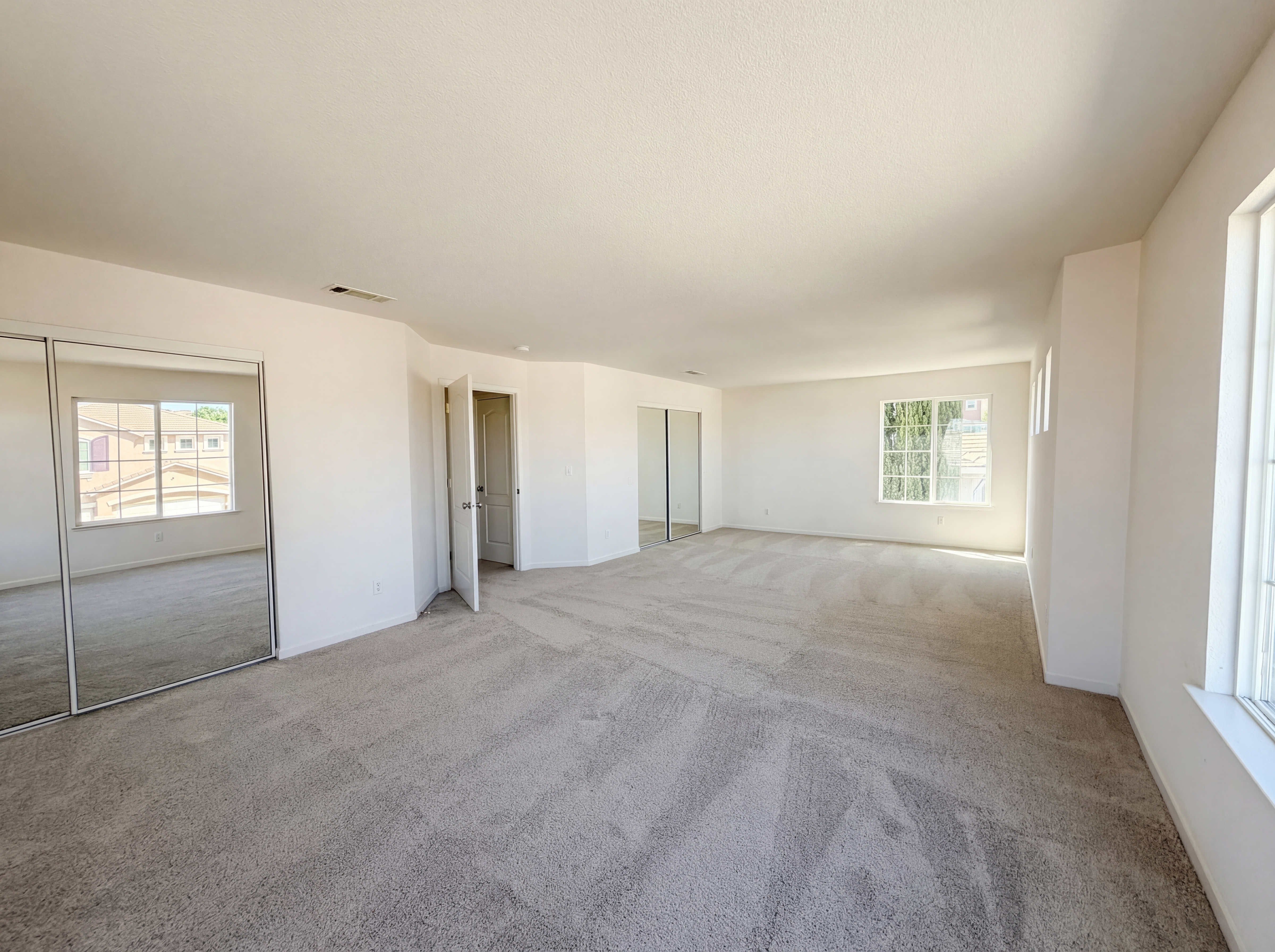 Photo 4 of 47 of 1257 Brooktrail Dr, Pittsburg, CA