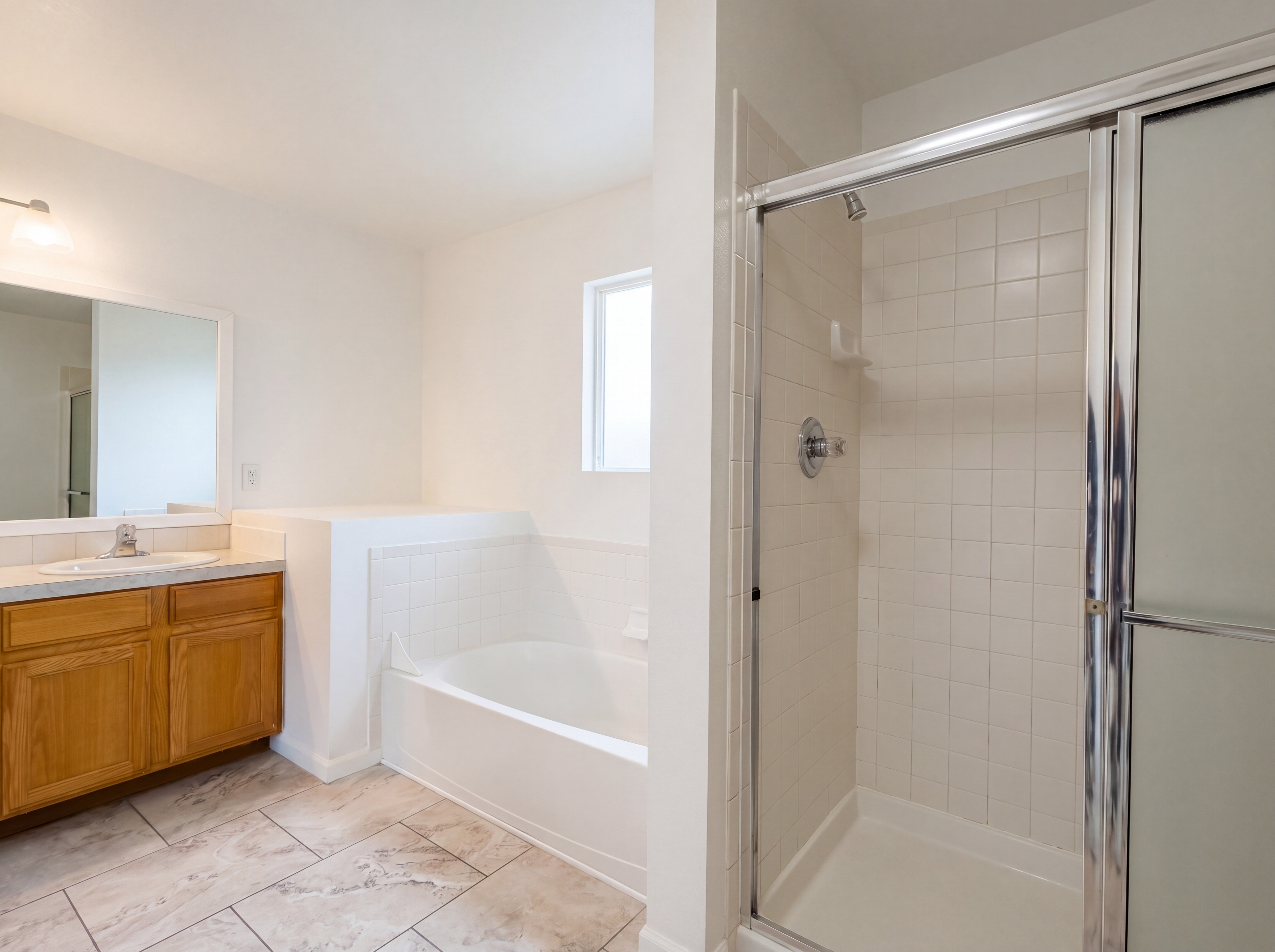 Photo 13 of 50 of 4098 La Junta Dr, Loveland, CO