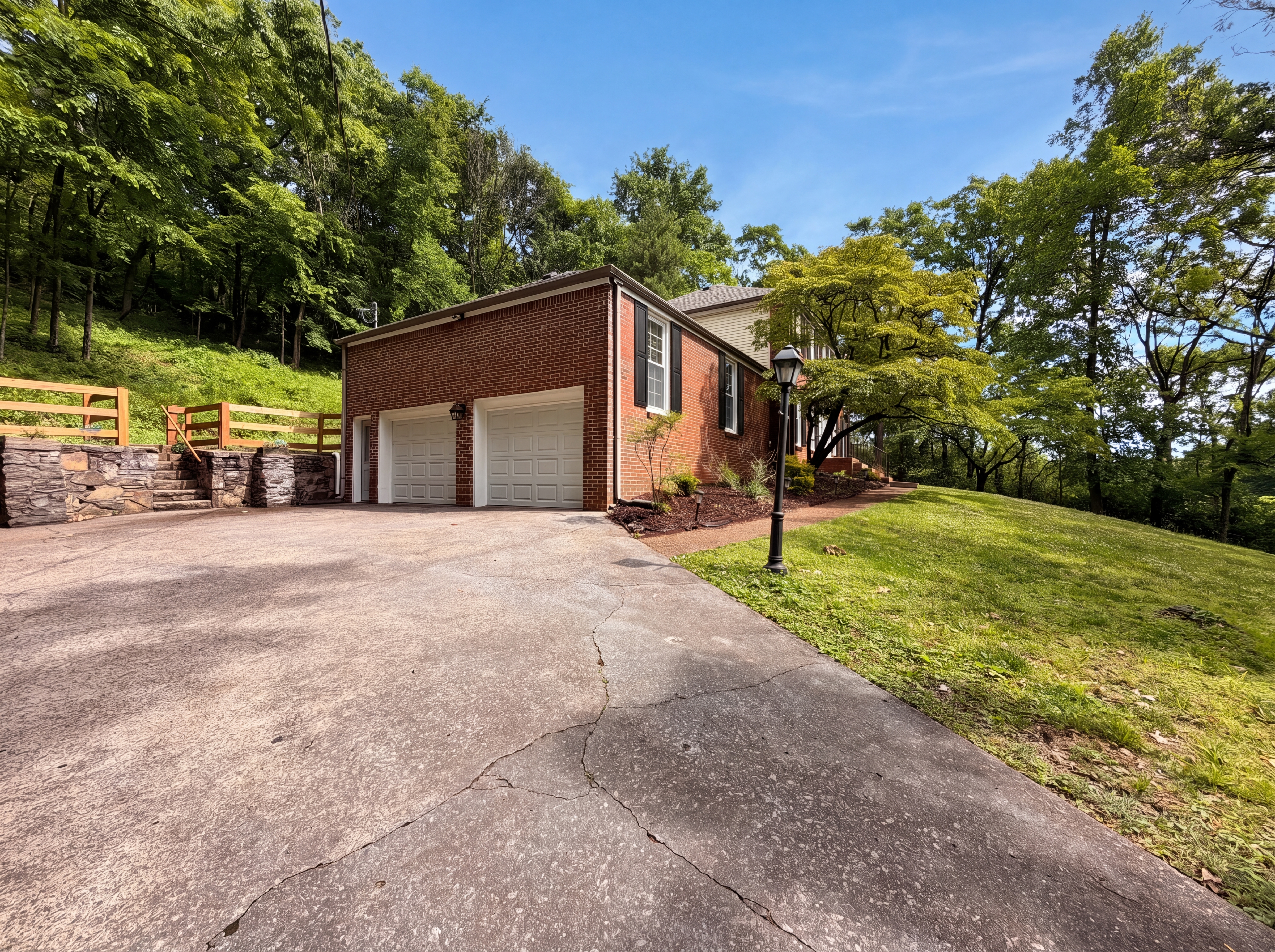 Photo 22 of 25 of 5416 Forest Acres Dr, Nashville, TN
