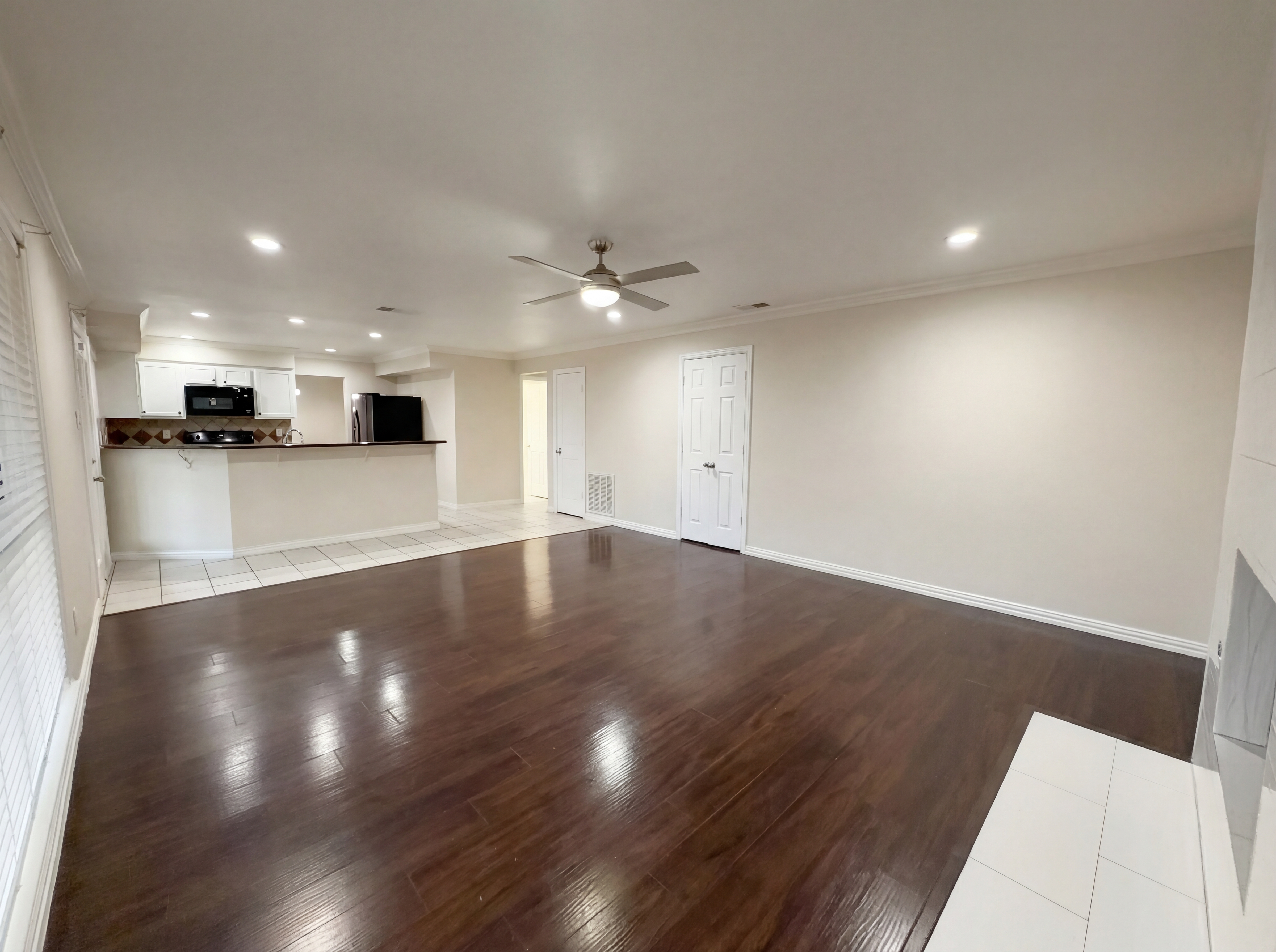 Photo 14 of 31 of 1951 Pin Oak Dr, Flower Mound, TX