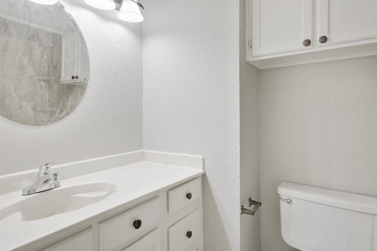 Photo 25 of 25 - 7317 Kingswood Cir, Fort Worth, TX 76133