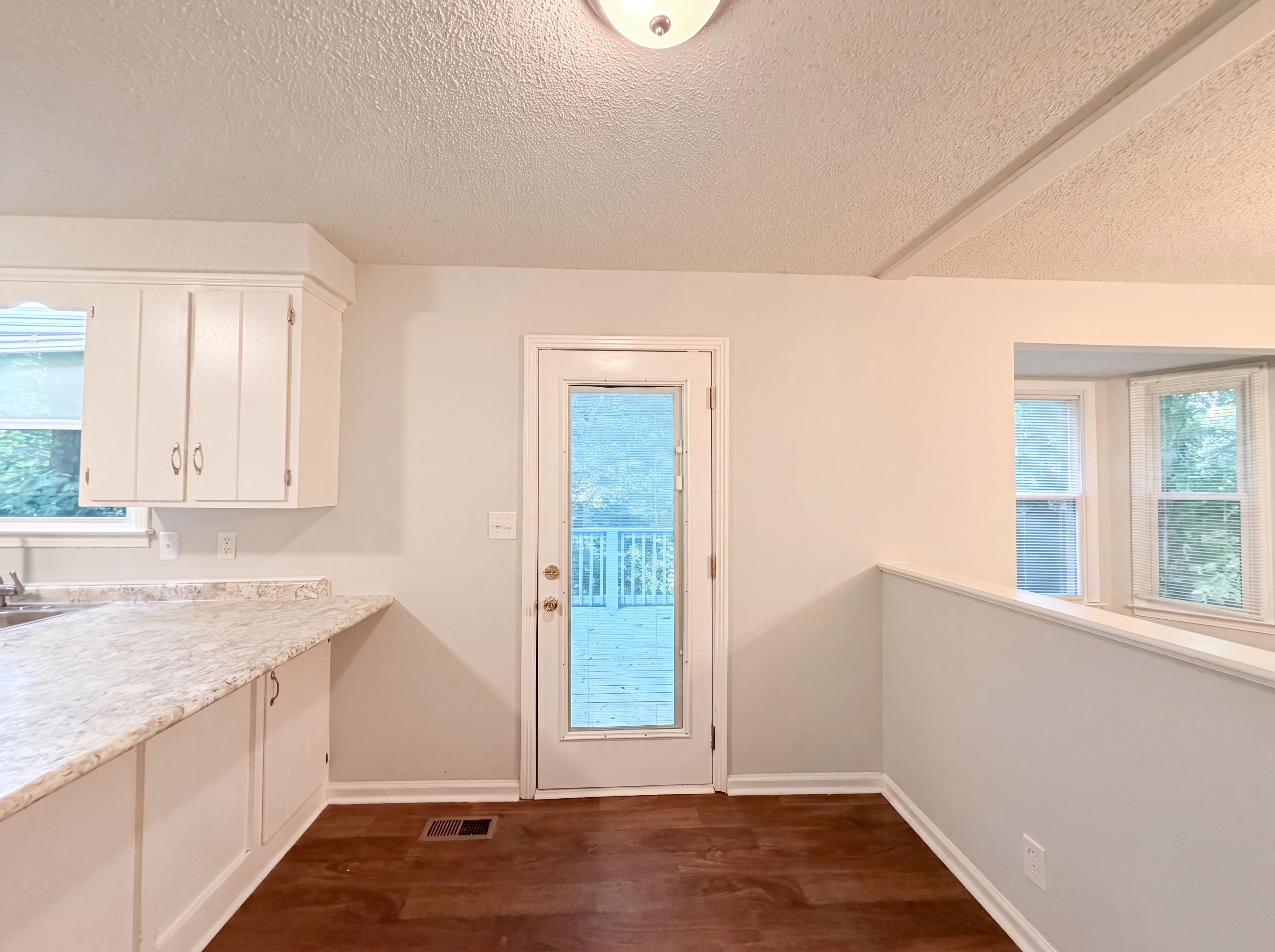 Photo 7 of 20 of 166 Kirby Dr, Clarksville, TN