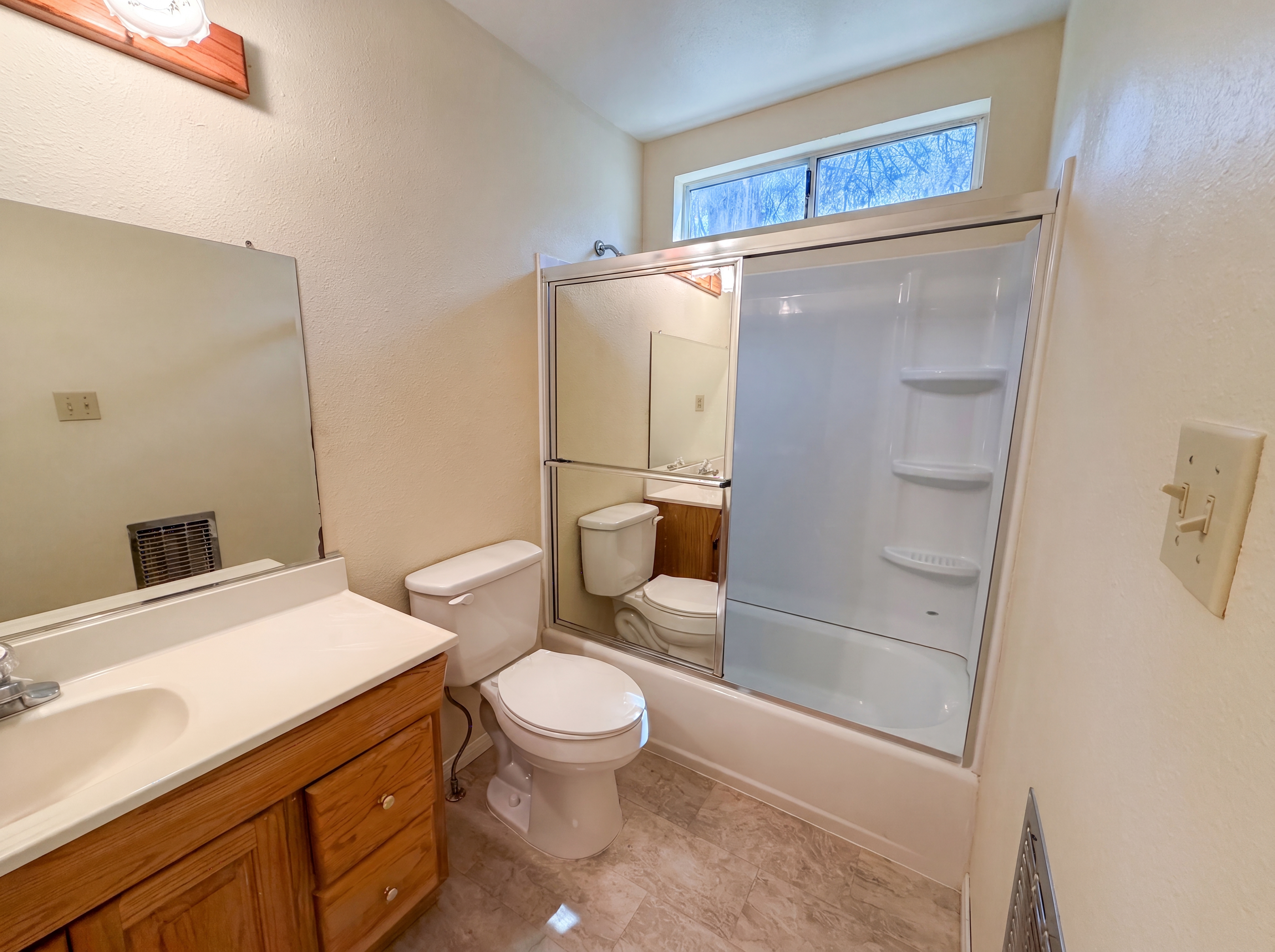 Photo 6 of 20 of 21778 Ridge Dr, Cedarpines Park, CA