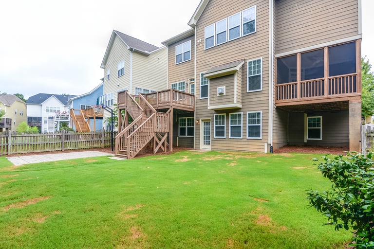Photo 5 of 26 - 2261 Dunlin Ln, Raleigh, NC 27614