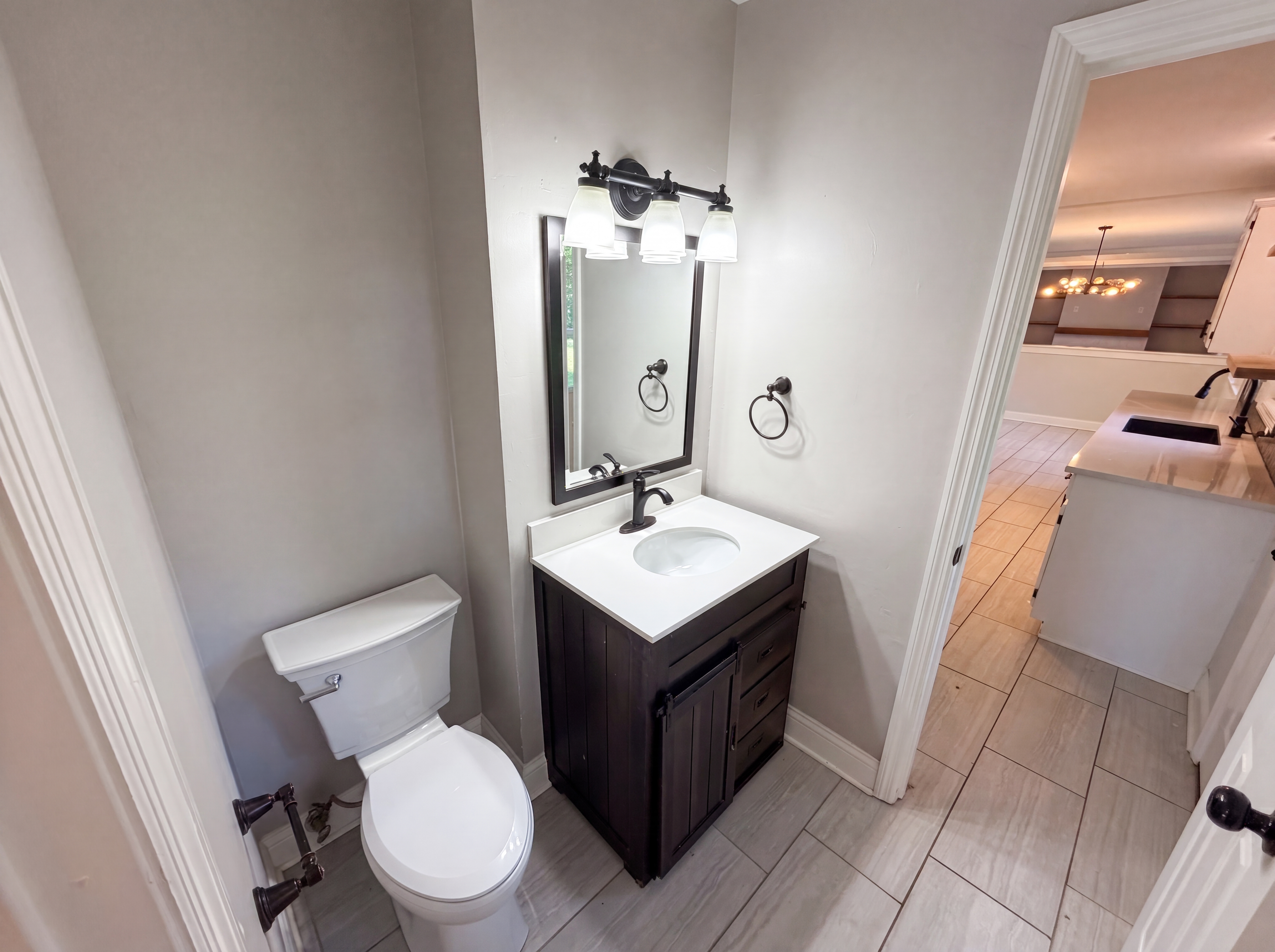 Photo 16 of 17 of 5110 Winston Dr, Indianapolis, IN