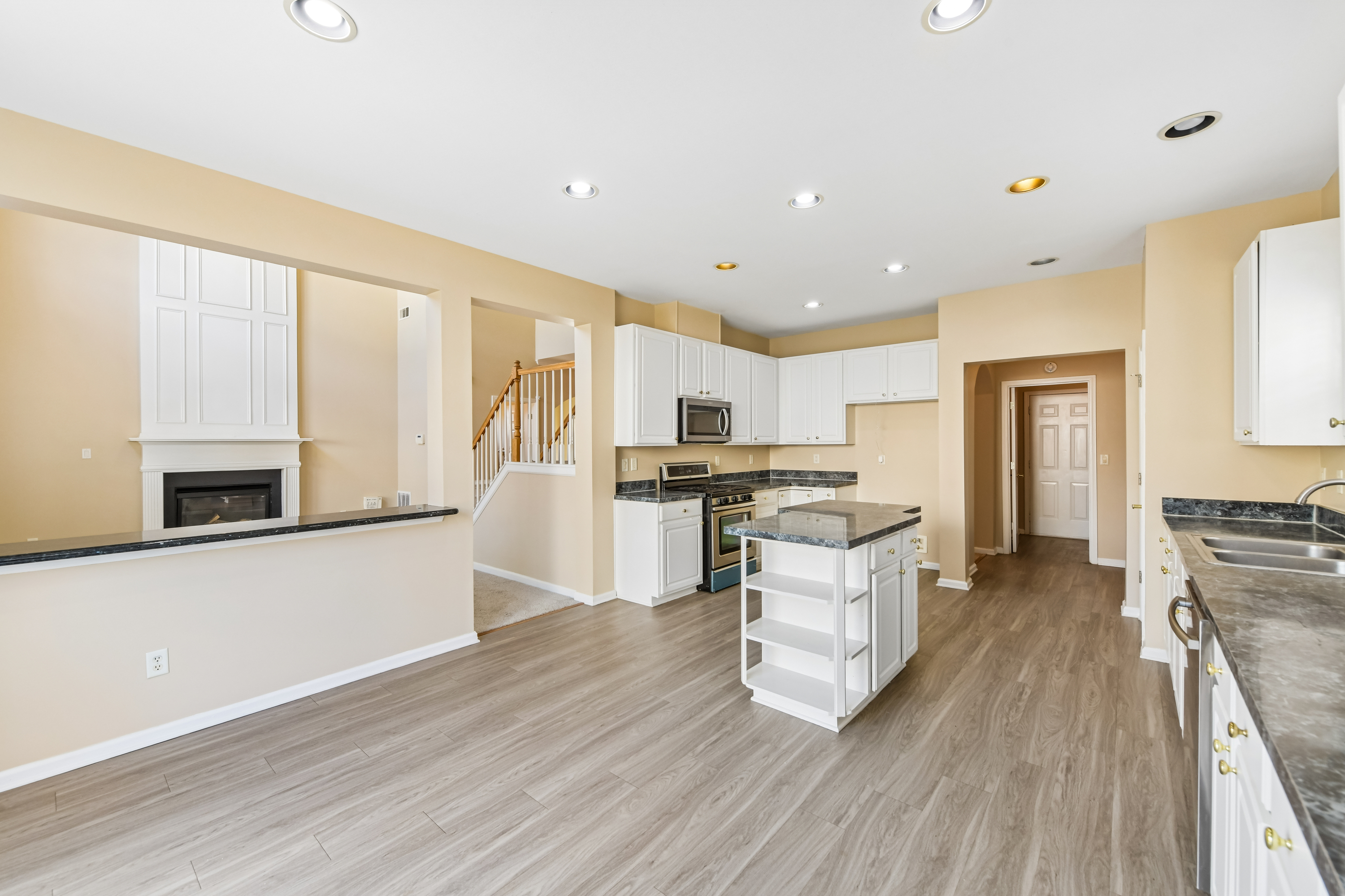 Photo 6 of 44 of 731 Goldenrod Way, Norcross, GA