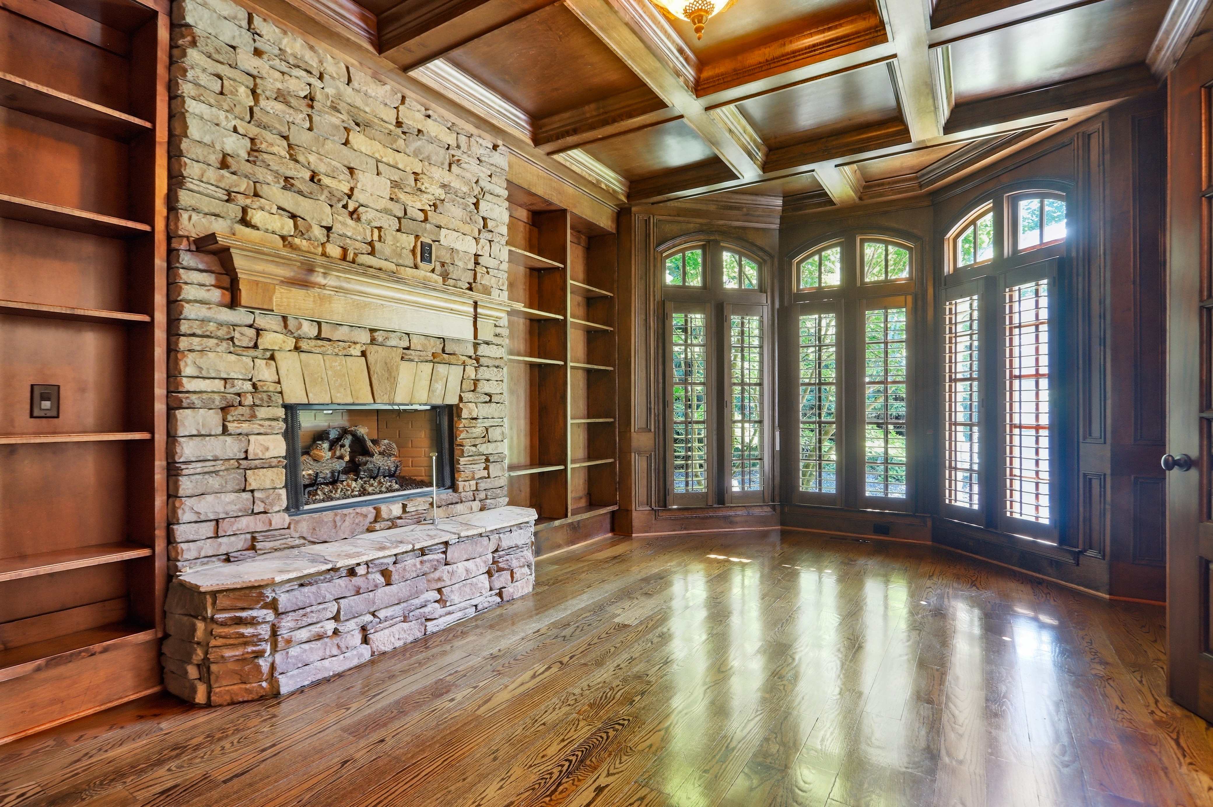 Photo 66 of 126 of 108 Waters Edge Dr, Woodstock, GA