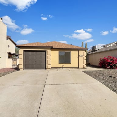 Property photo 1 of 4264 W Stagestop Ct