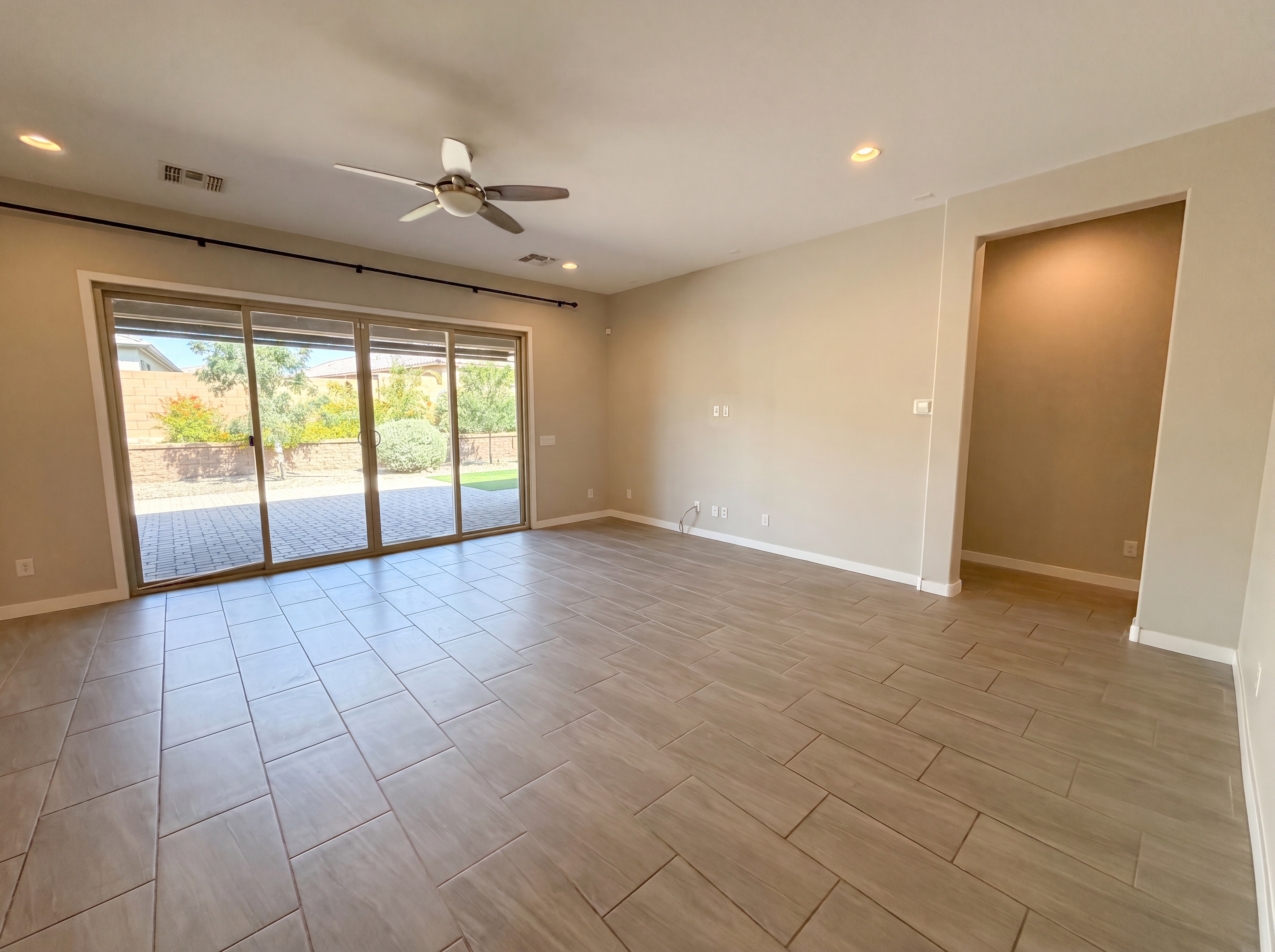 Photo 13 of 43 of 3226 N 197th Ave, Buckeye, AZ