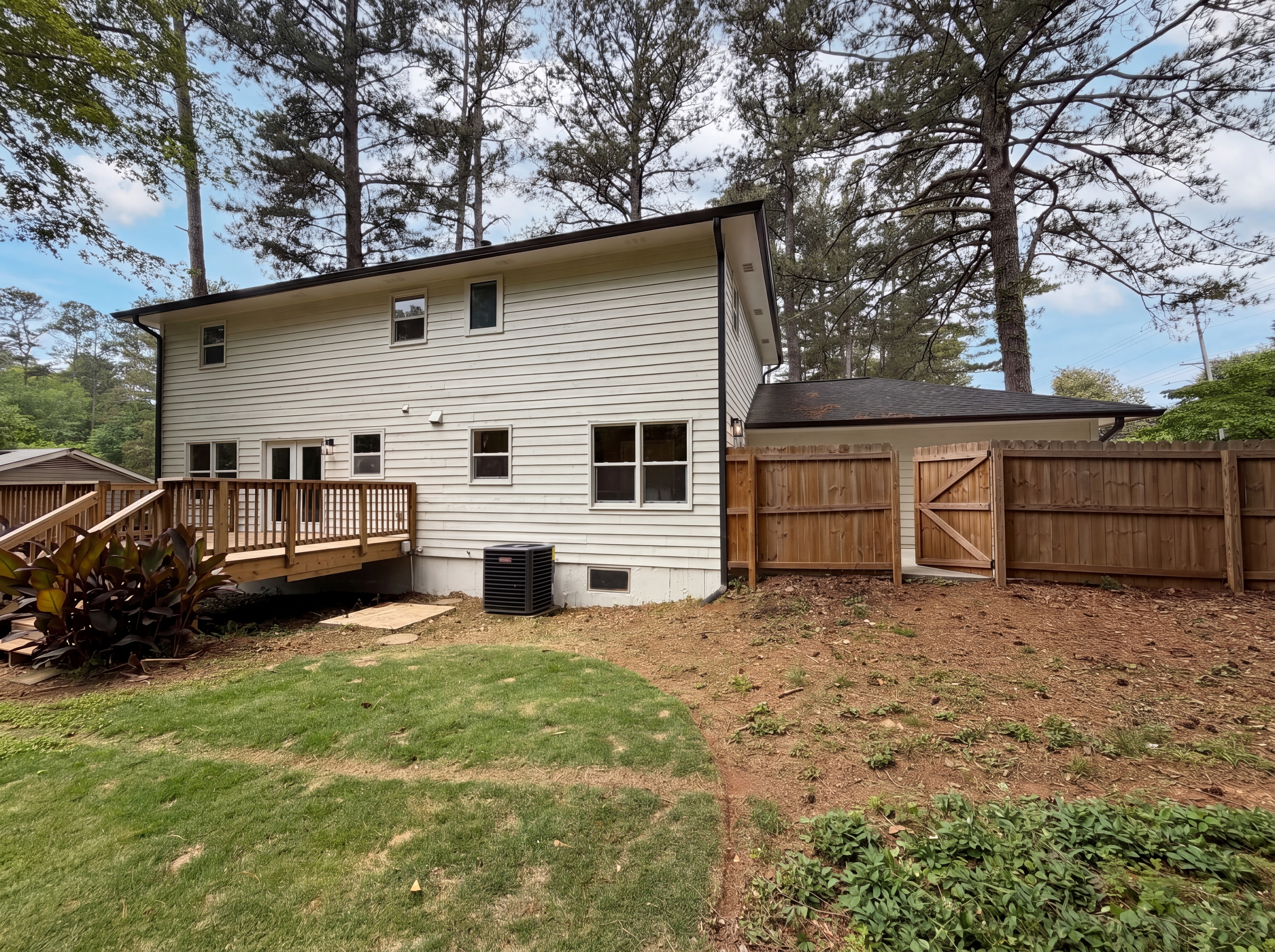 Photo 35 of 38 of 1772 Huntingford Dr, Marietta, GA