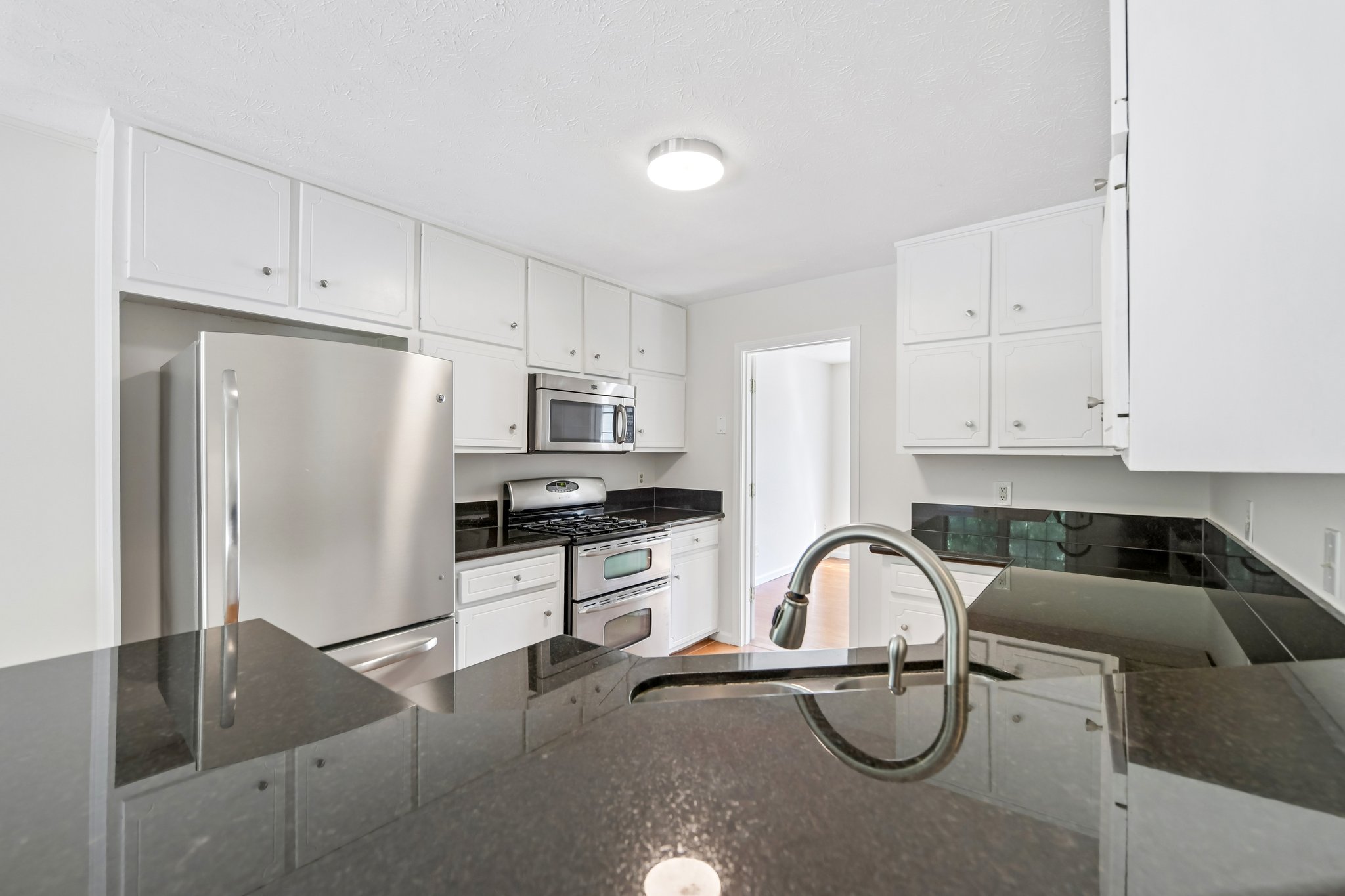 Photo 12 of 38 of 206 Northwind Dr, Stockbridge, GA