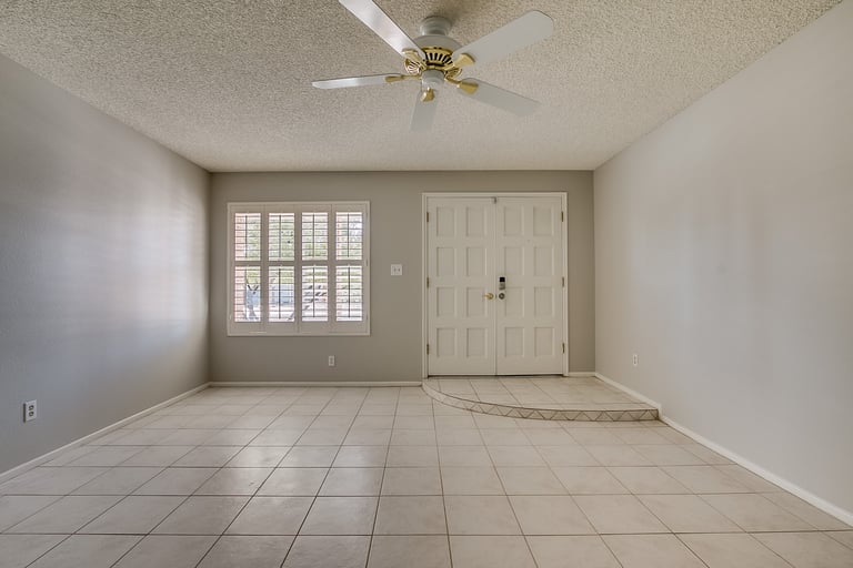 Photo 11 of 30 - 2922 E Sierra St, Phoenix, AZ 85028