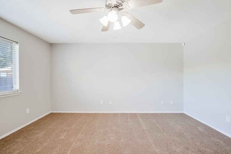Photo 19 of 24 - 8567 Garden Springs Dr, Fort Worth, TX 76123