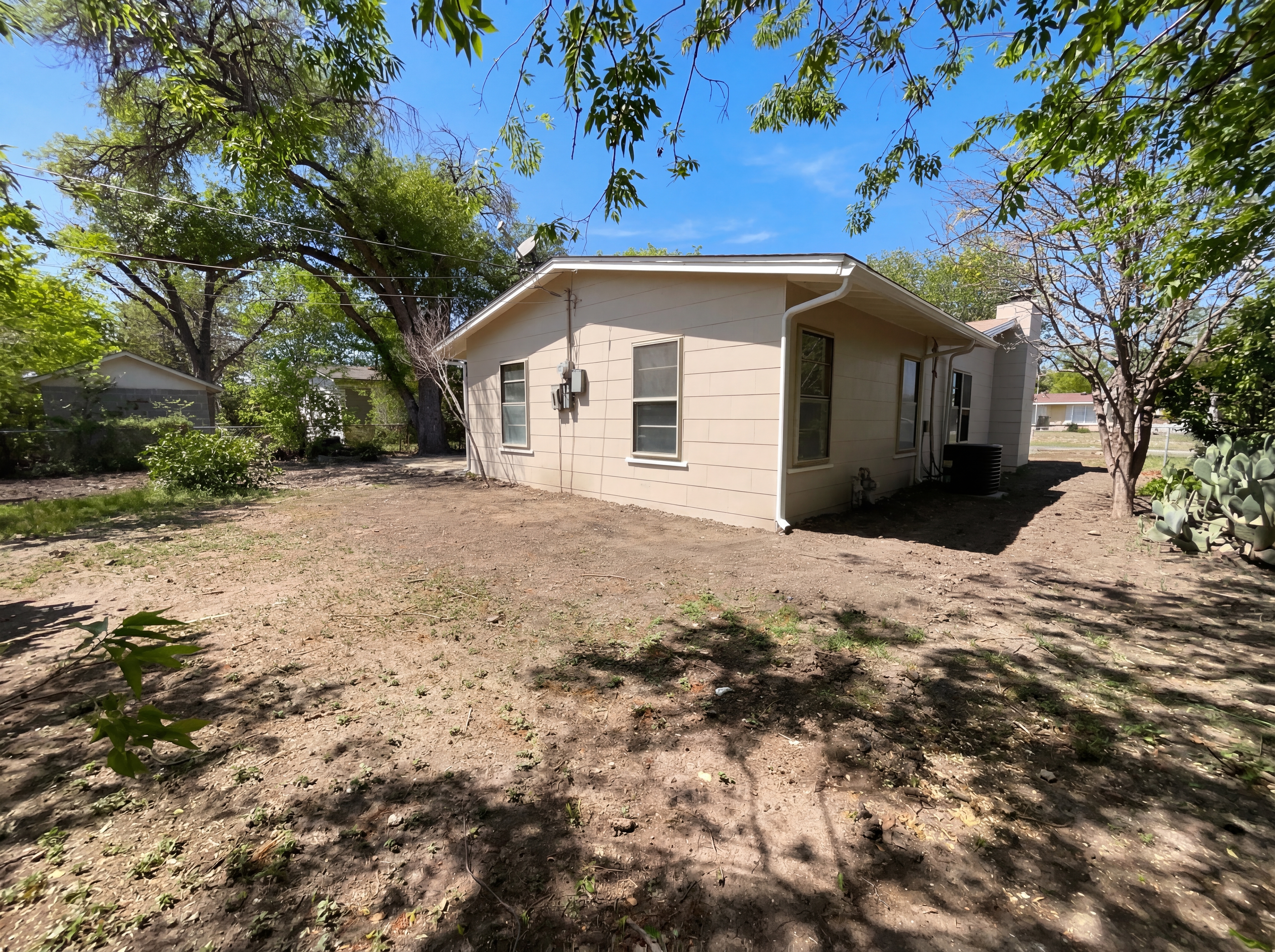 Photo 5 of 14 of 354 Saipan Pl, San Antonio, TX
