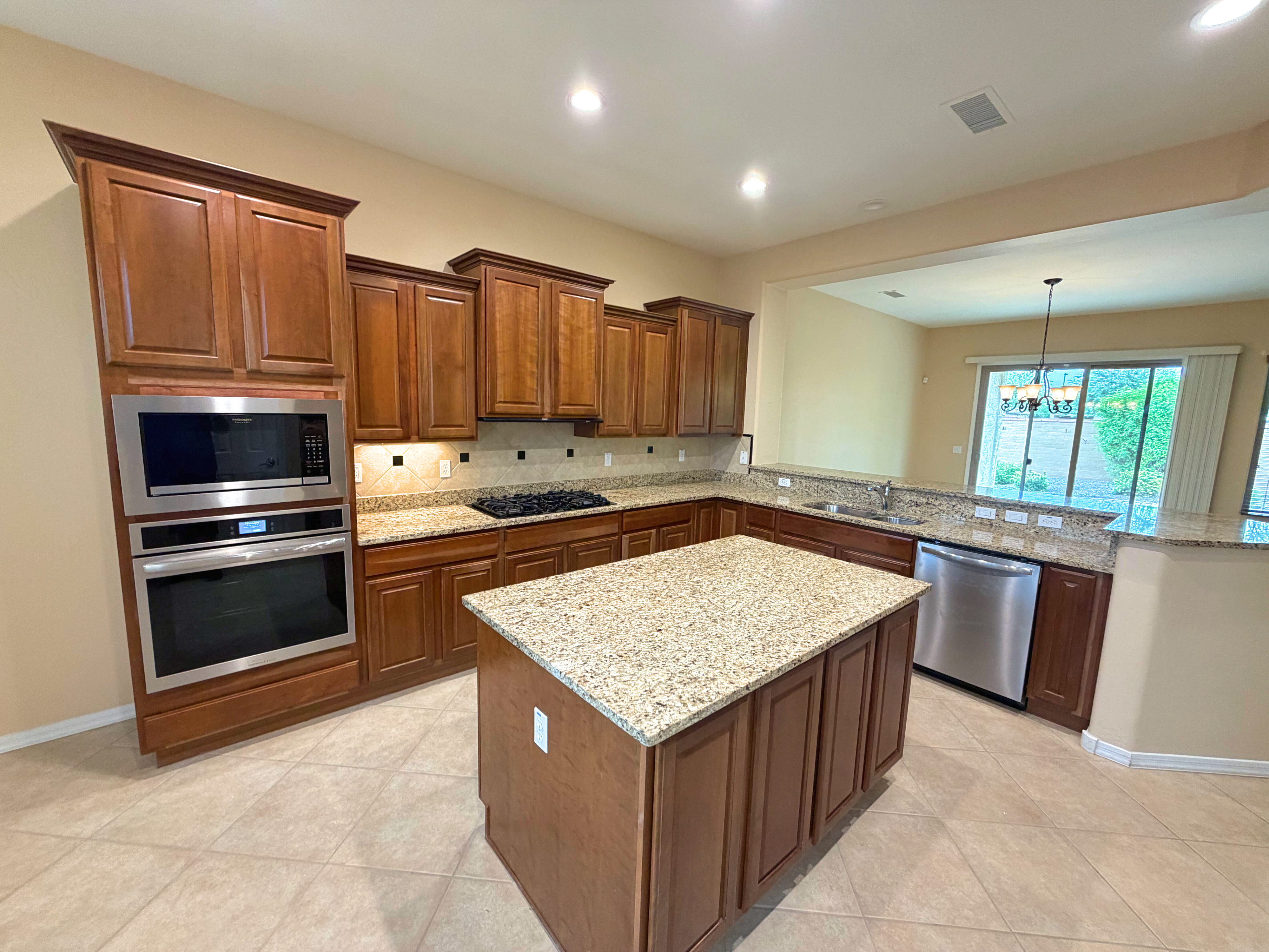 Photo 11 of 23 of 20359 N 262nd Dr, Buckeye, AZ