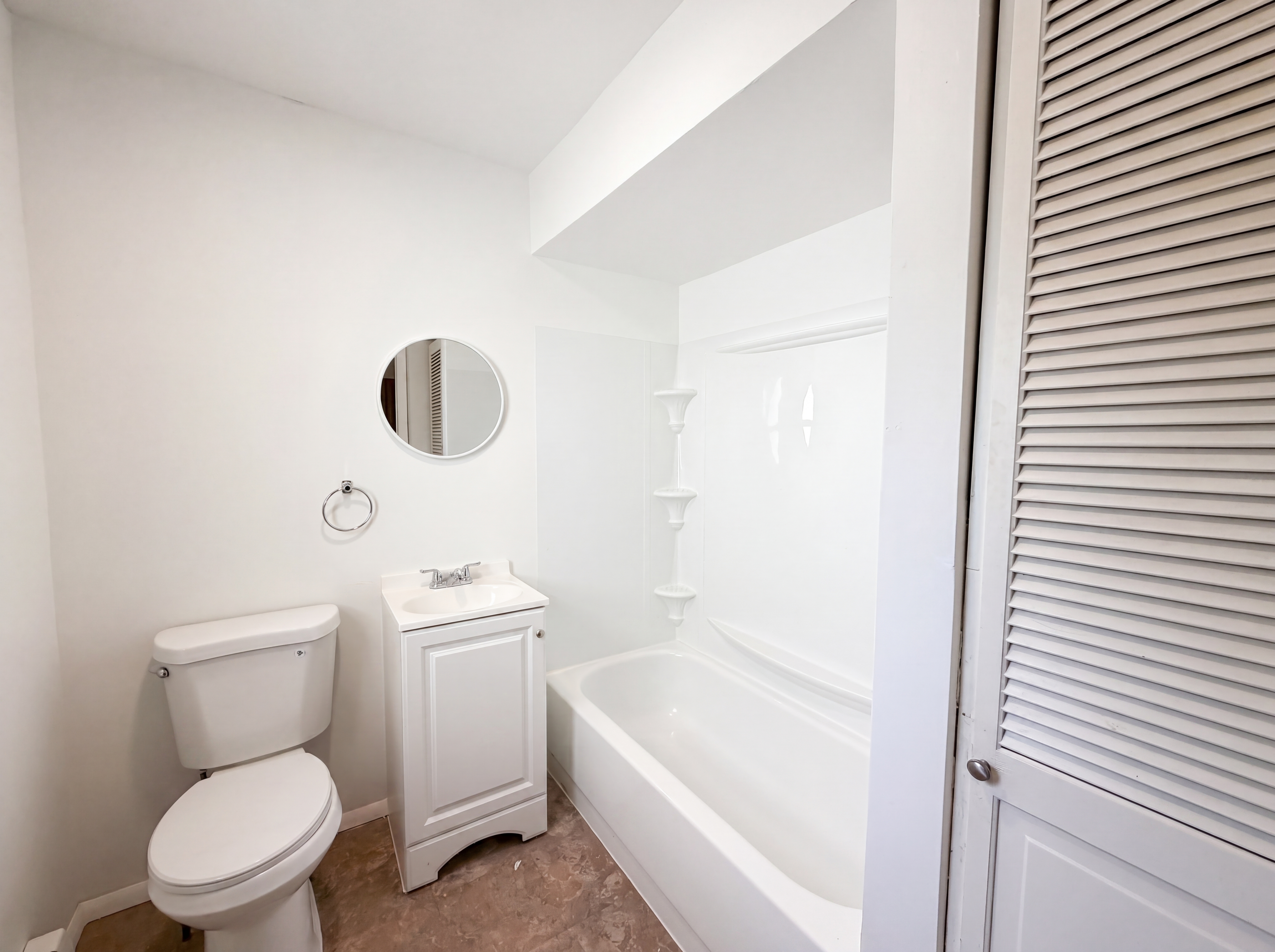 Photo 11 of 25 of 578 Garden Ave, Woodbridge, NJ