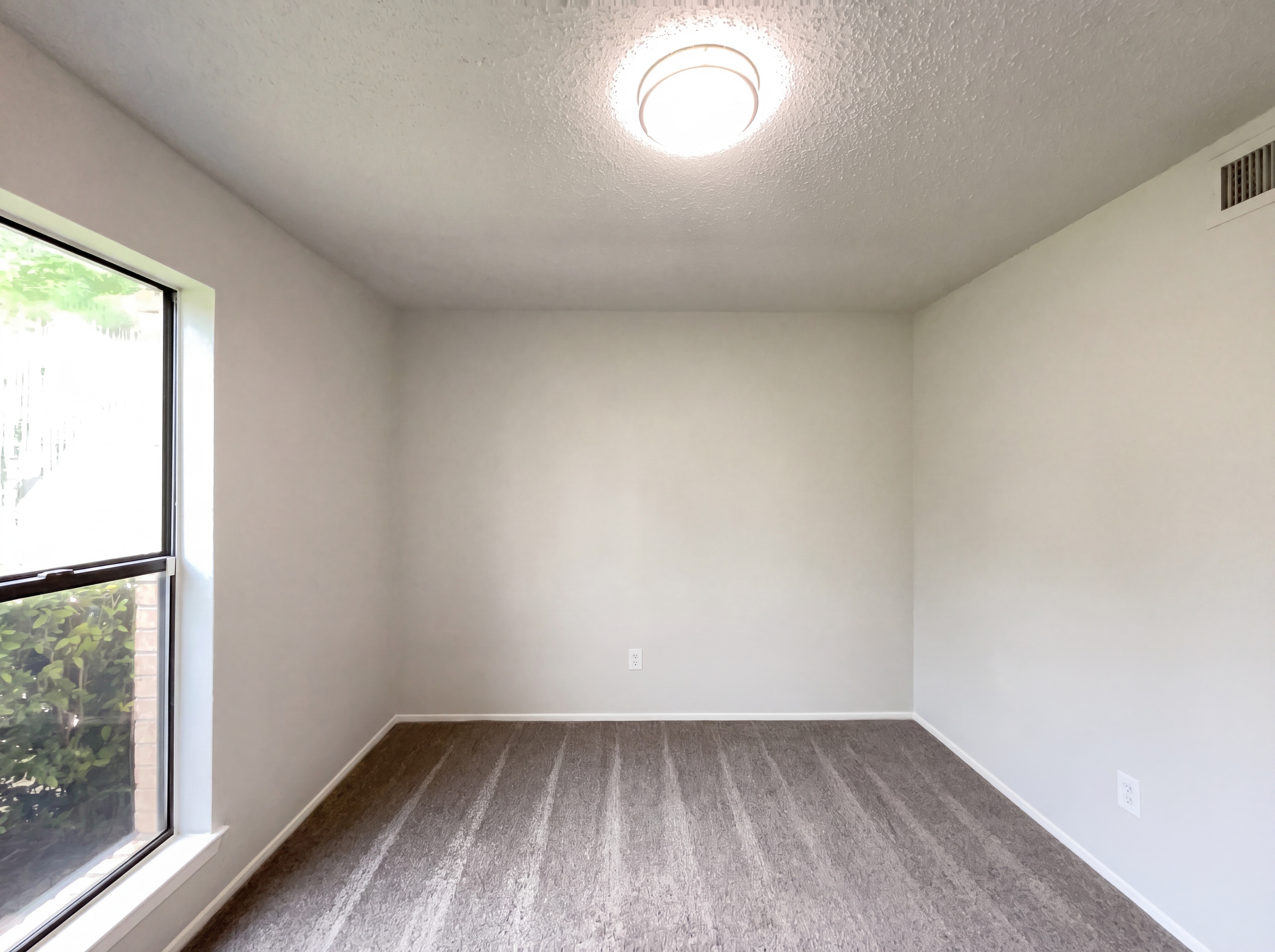 Photo 4 of 16 of 3801 Grecian Ct, Plano, TX