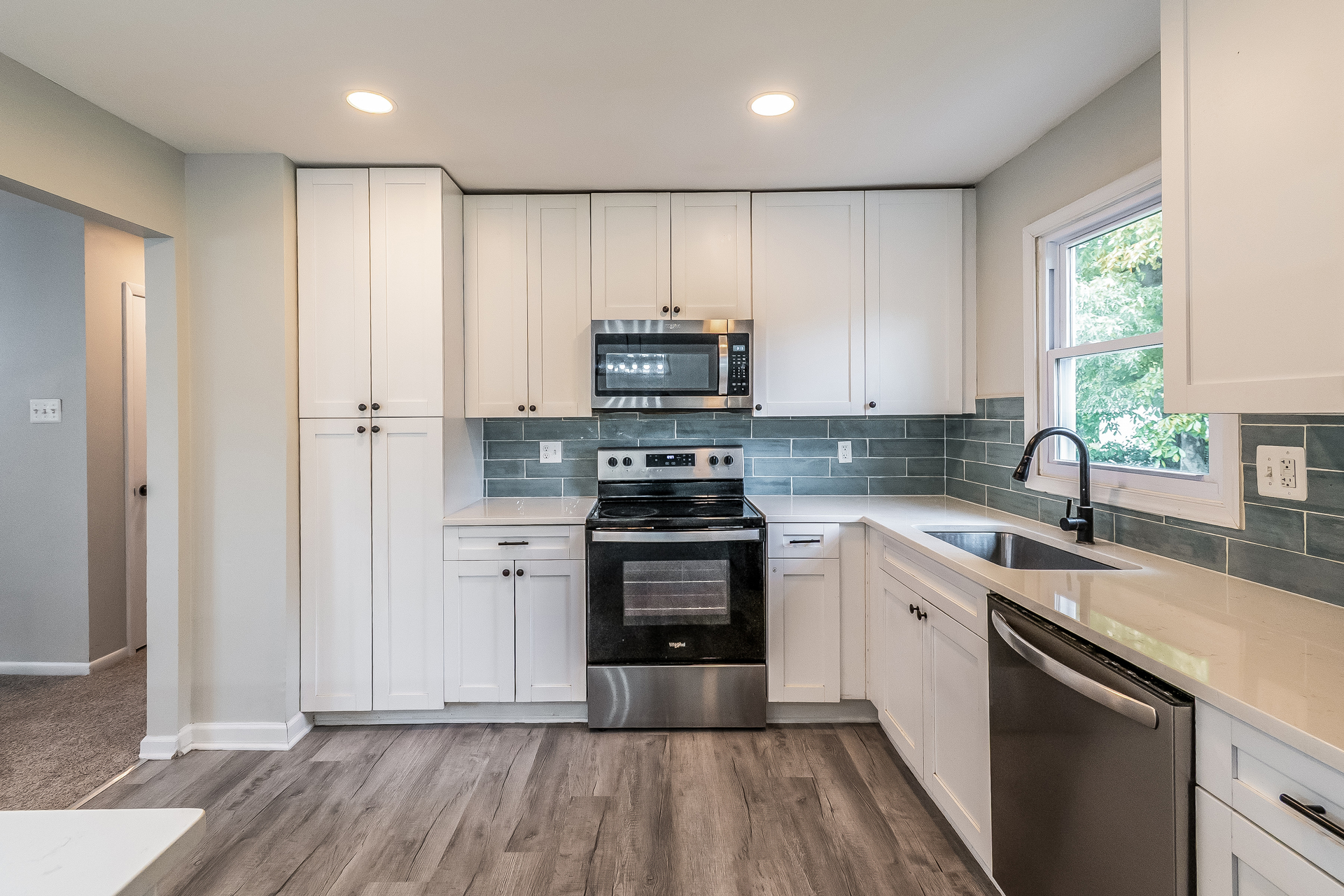 Photo 12 of 22 of 13449 Nascoby Ln, Woodbridge, VA