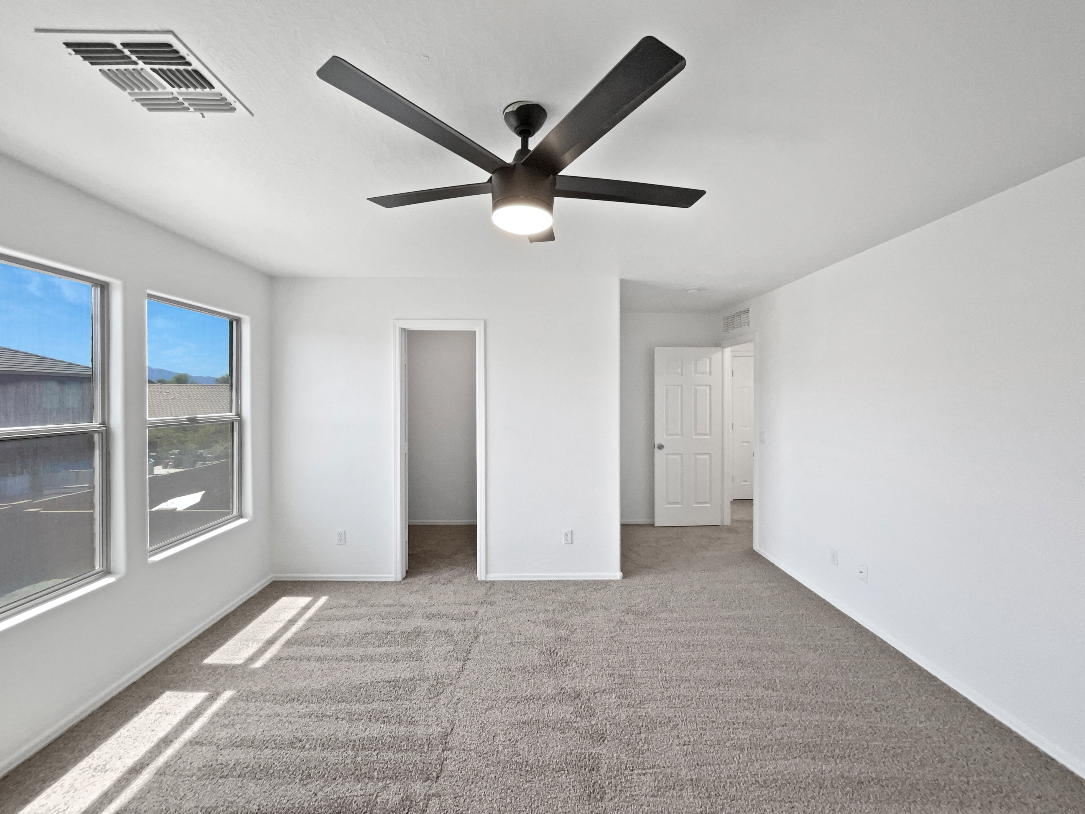 Photo 21 of 25 of 3201 W Saint Catherine Ave, Phoenix, AZ