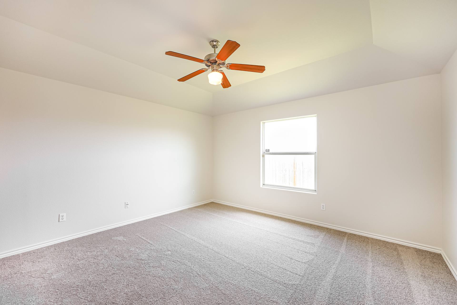 Photo 13 of 22 of 7508 Star Harbor Dr, Corpus Christi, TX