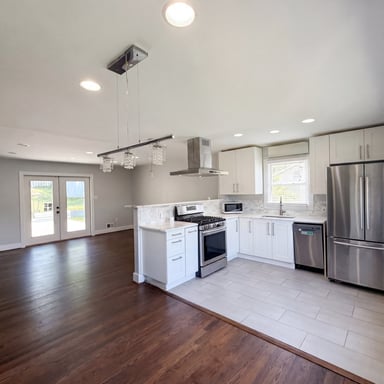 Property photo 2 of 6515 Carriage Dr
