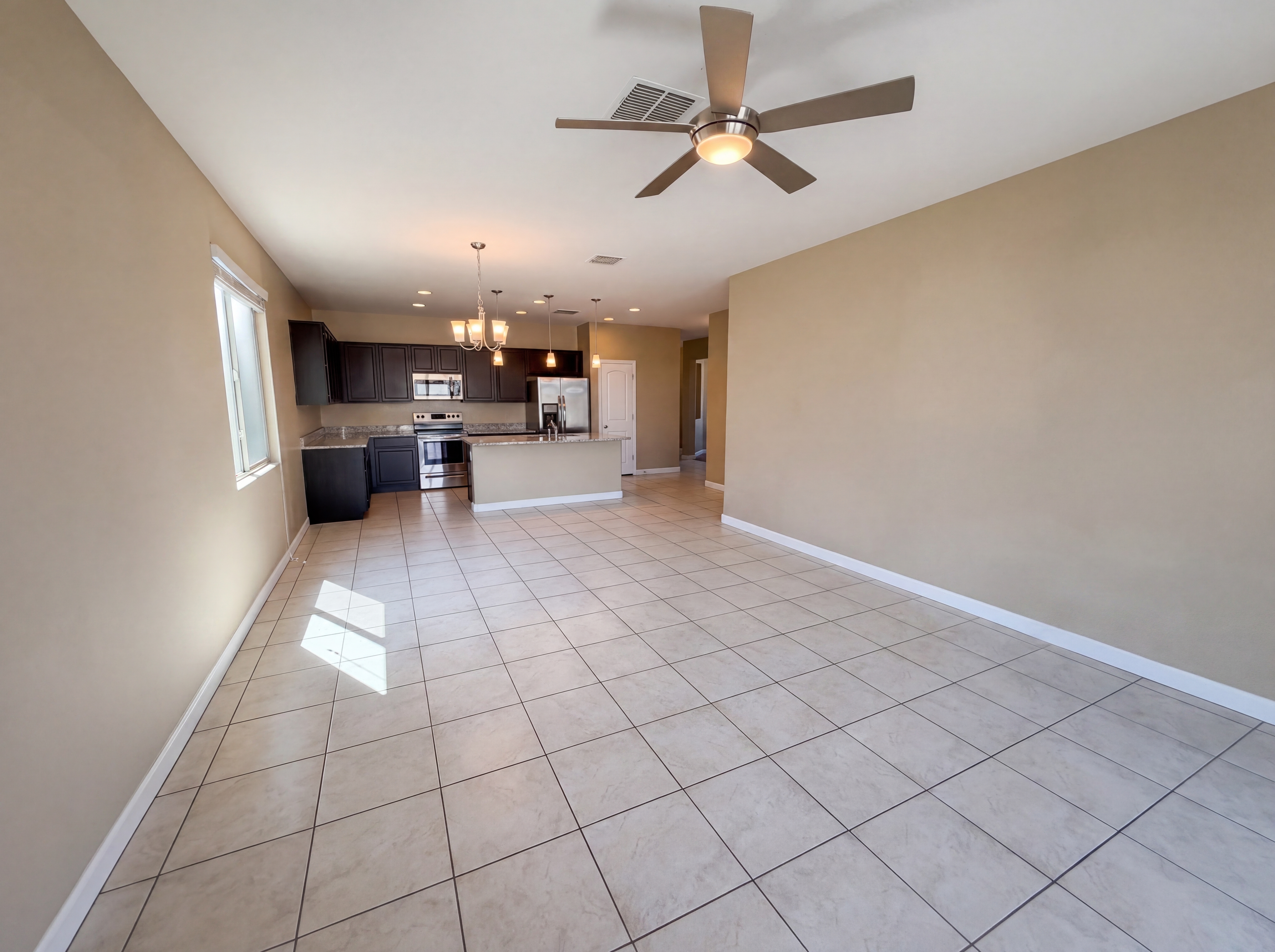 Photo 3 of 28 of 2425 S 235th Dr, Buckeye, AZ