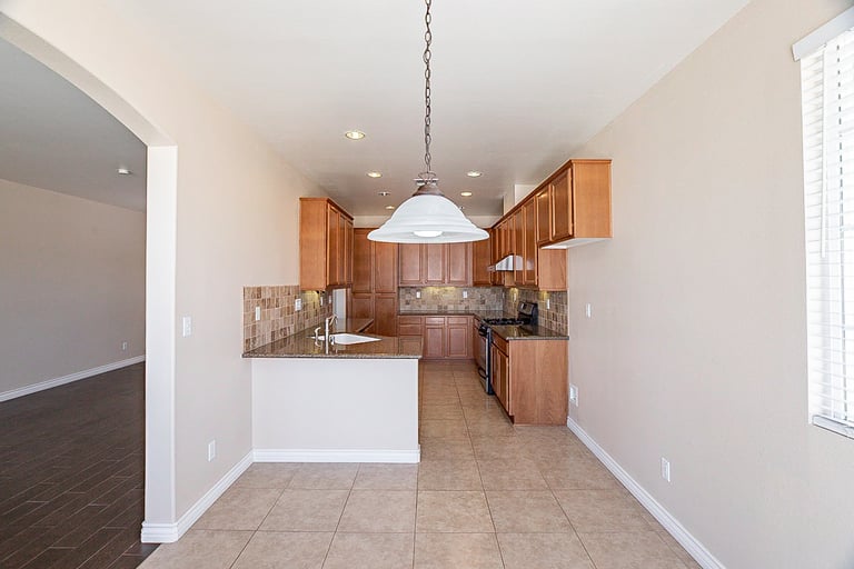 Photo 8 of 26 - 4844 Bird Farm Rd, Chino Hills, CA 91709
