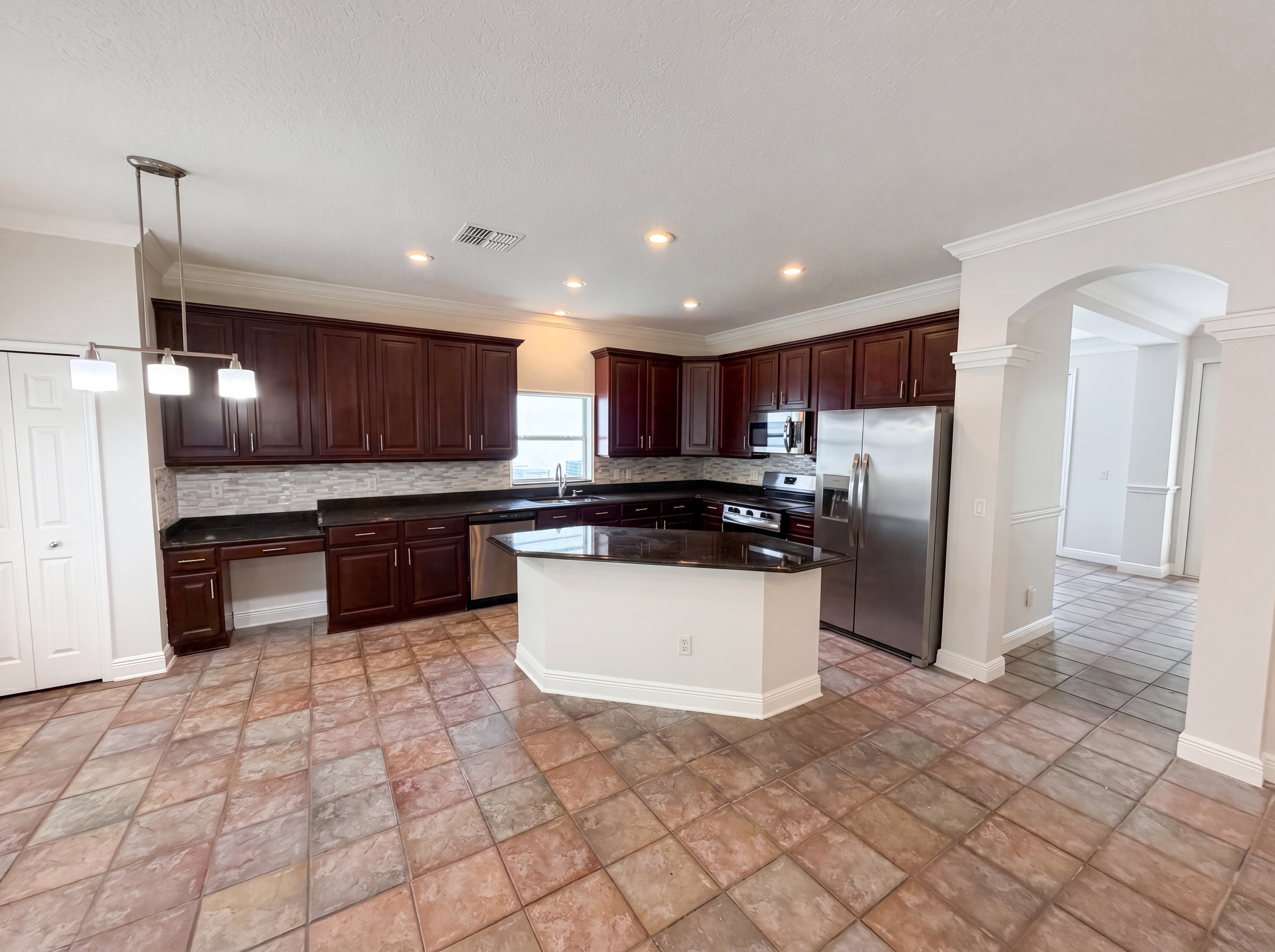 Photo 22 of 34 of 3379 Morelyn Crest Cir, Orlando, FL