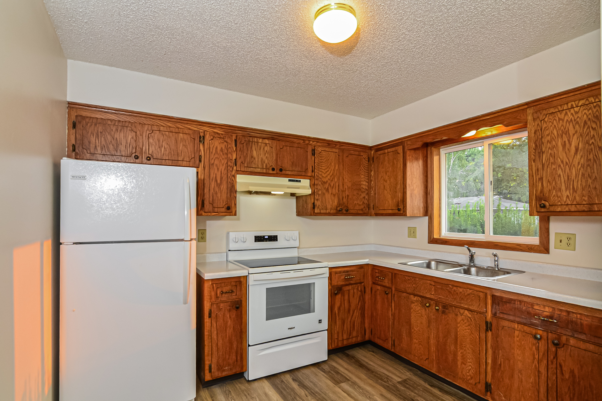 Photo 9 of 22 of 4412 22nd Ave NW, Rochester, MN