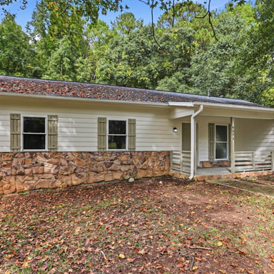Property photo 1 of 6379 Leverett Dr