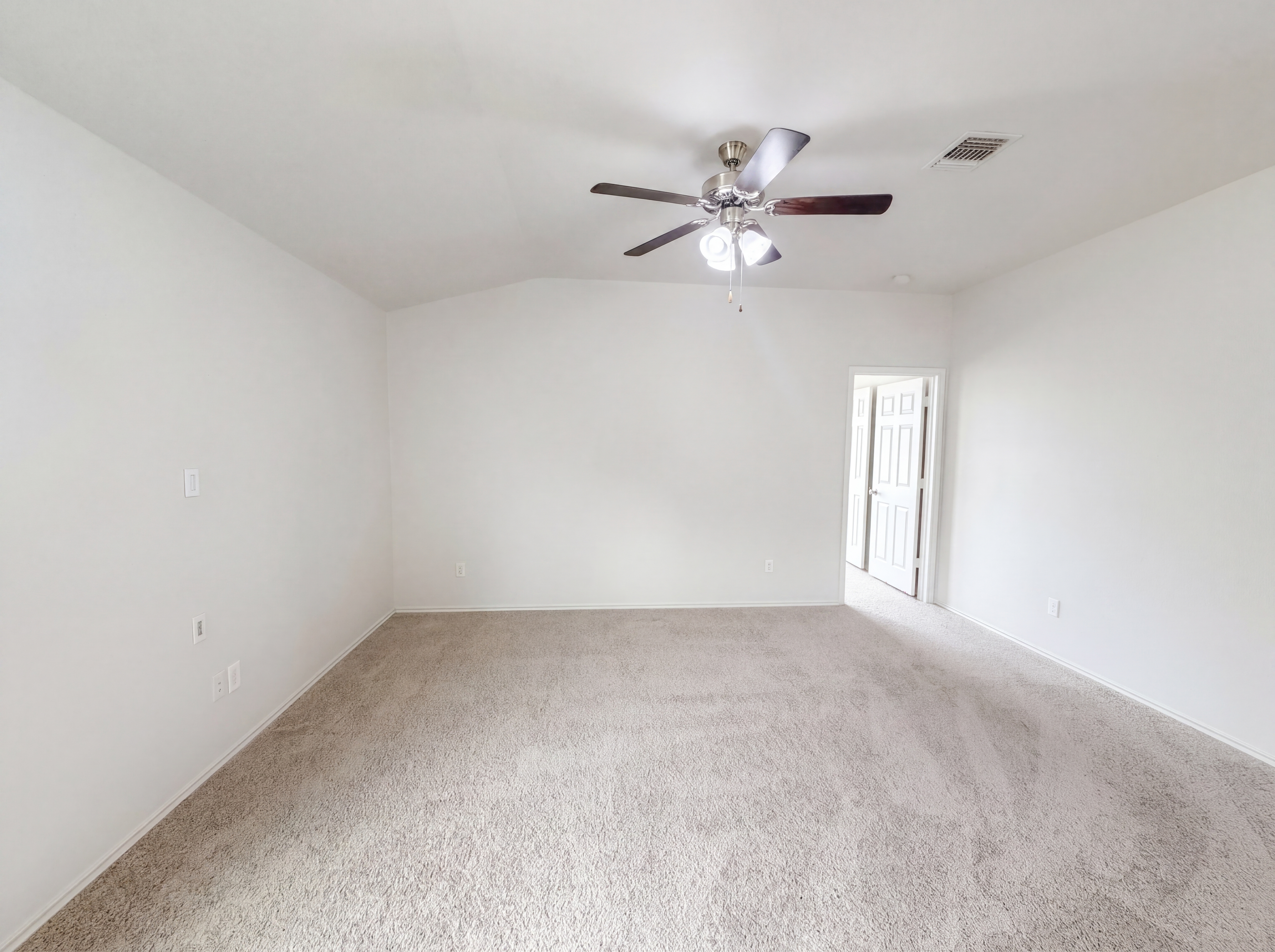 Photo 10 of 19 of 6623 Ambrose Cir, Temple, TX