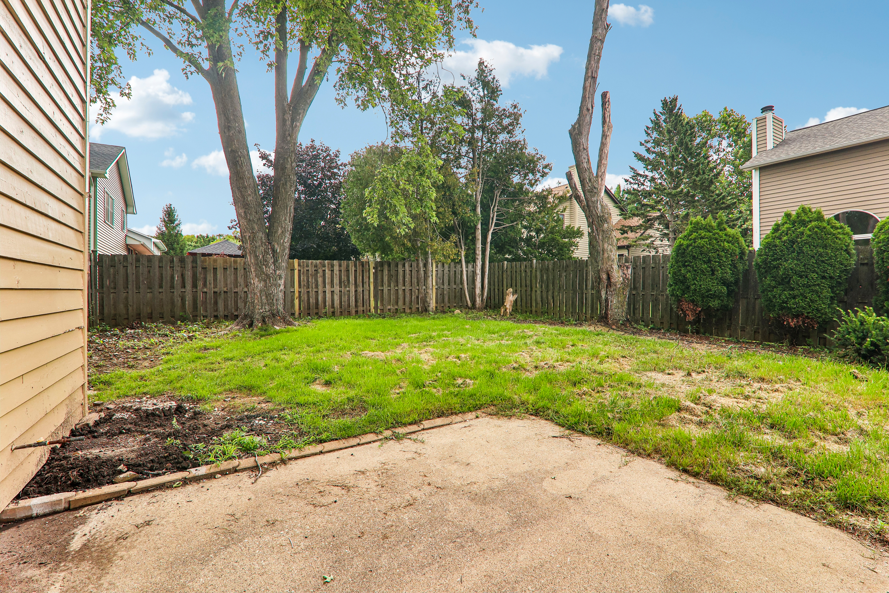 Photo 41 of 41 of 4399 Bluebird Ct, Gurnee, IL