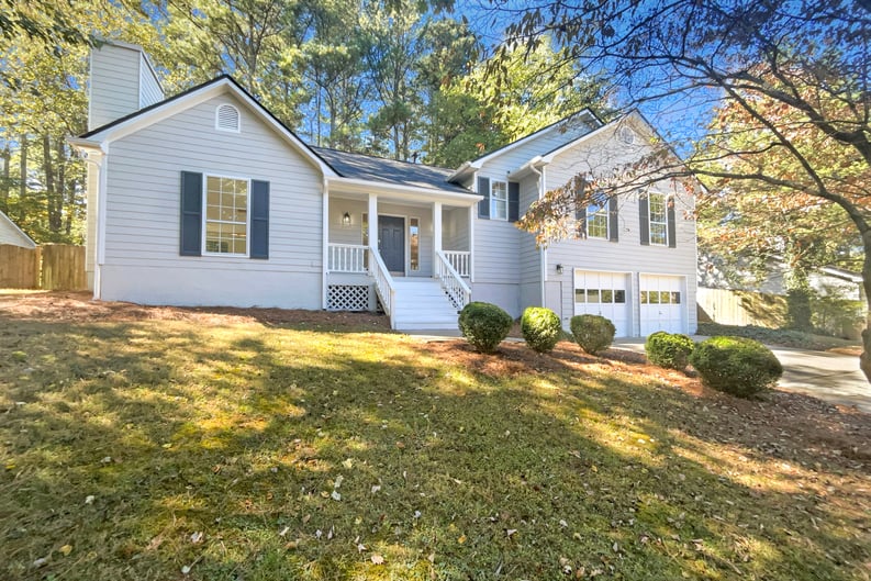 Property photo 1 of 1281 Parkwood Chase NW