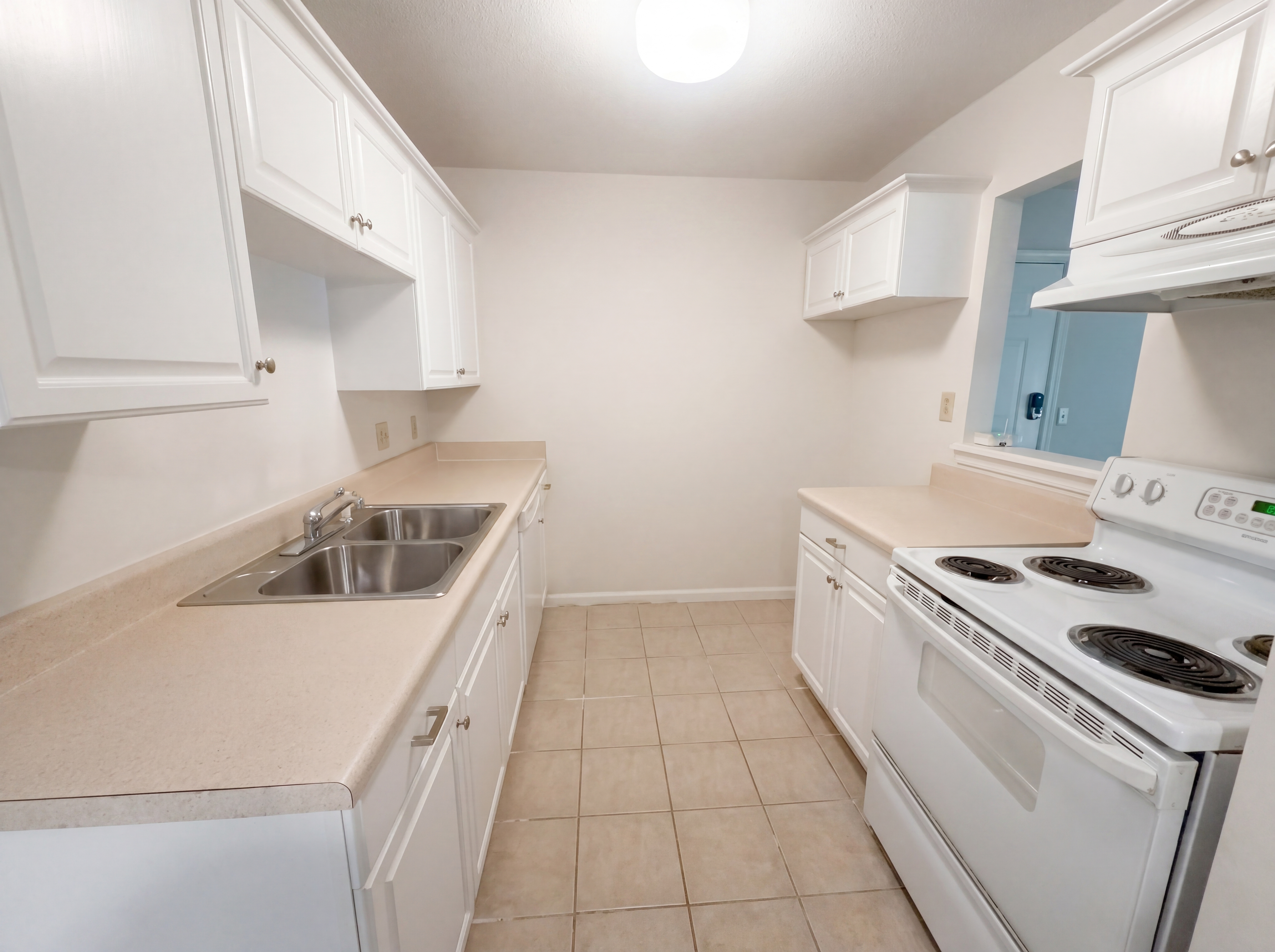 Photo 2 of 17 of 5655 Hornaday Rd, Greensboro, NC