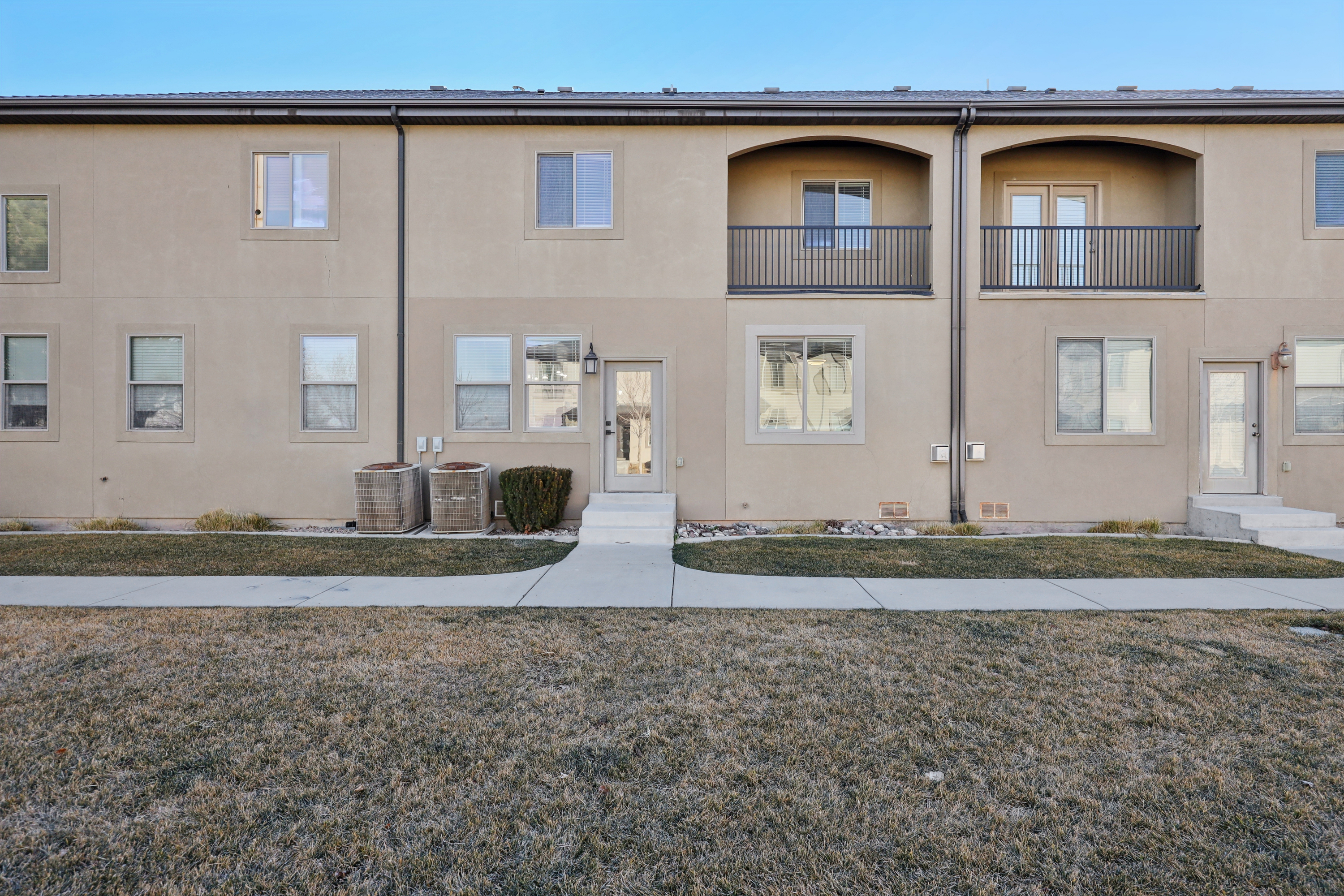 Photo 5 of 39 of 625 N 220 E, Salem, UT