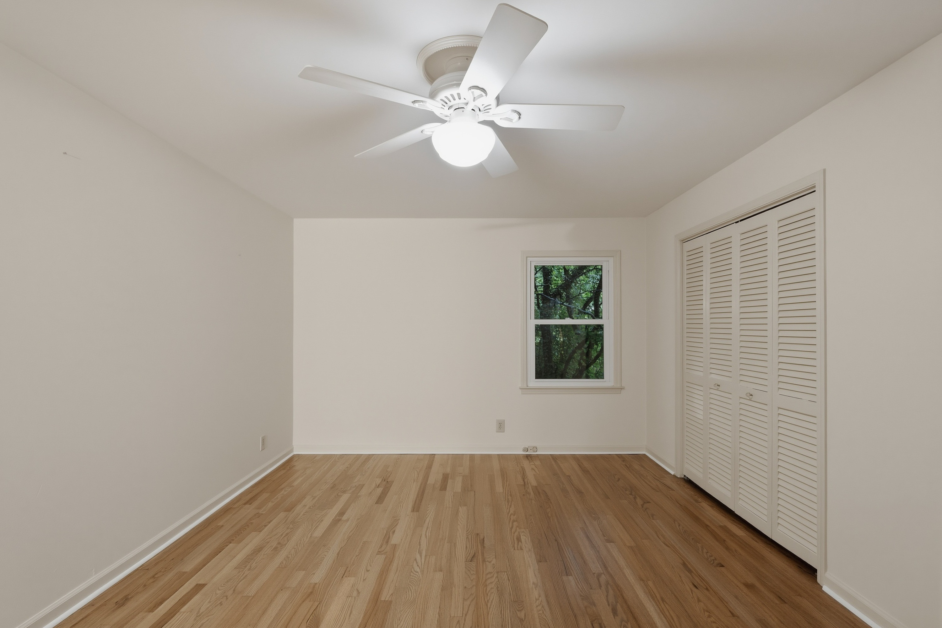 Photo 16 of 29 of 3969 Briaridge Cir, Atlanta, GA