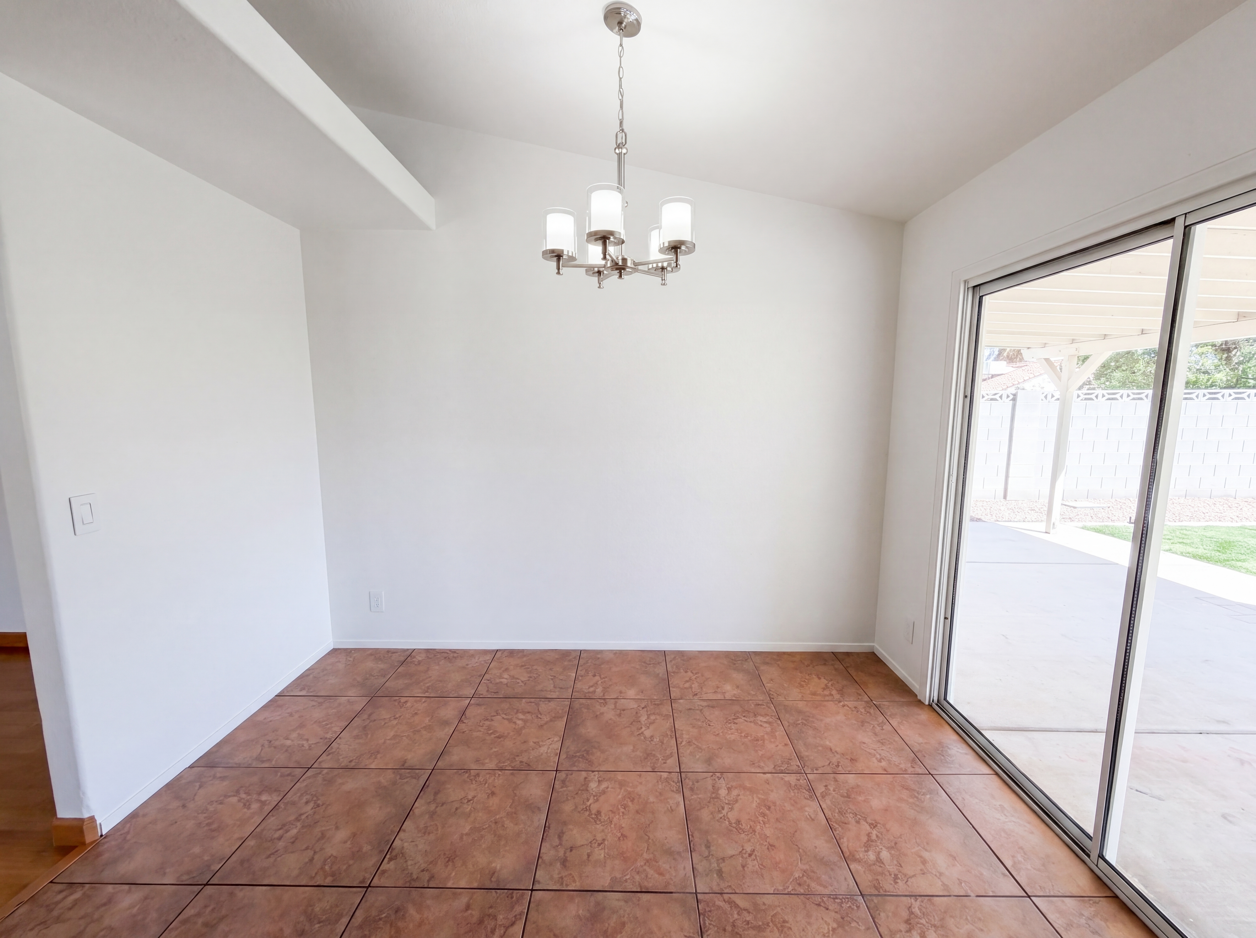 Photo 15 of 27 of 6305 W Washburn Rd, Las Vegas, NV