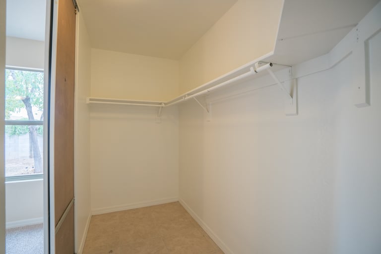 Photo 10 of 27 - 14464 N 158th Ln, Surprise, AZ 85379