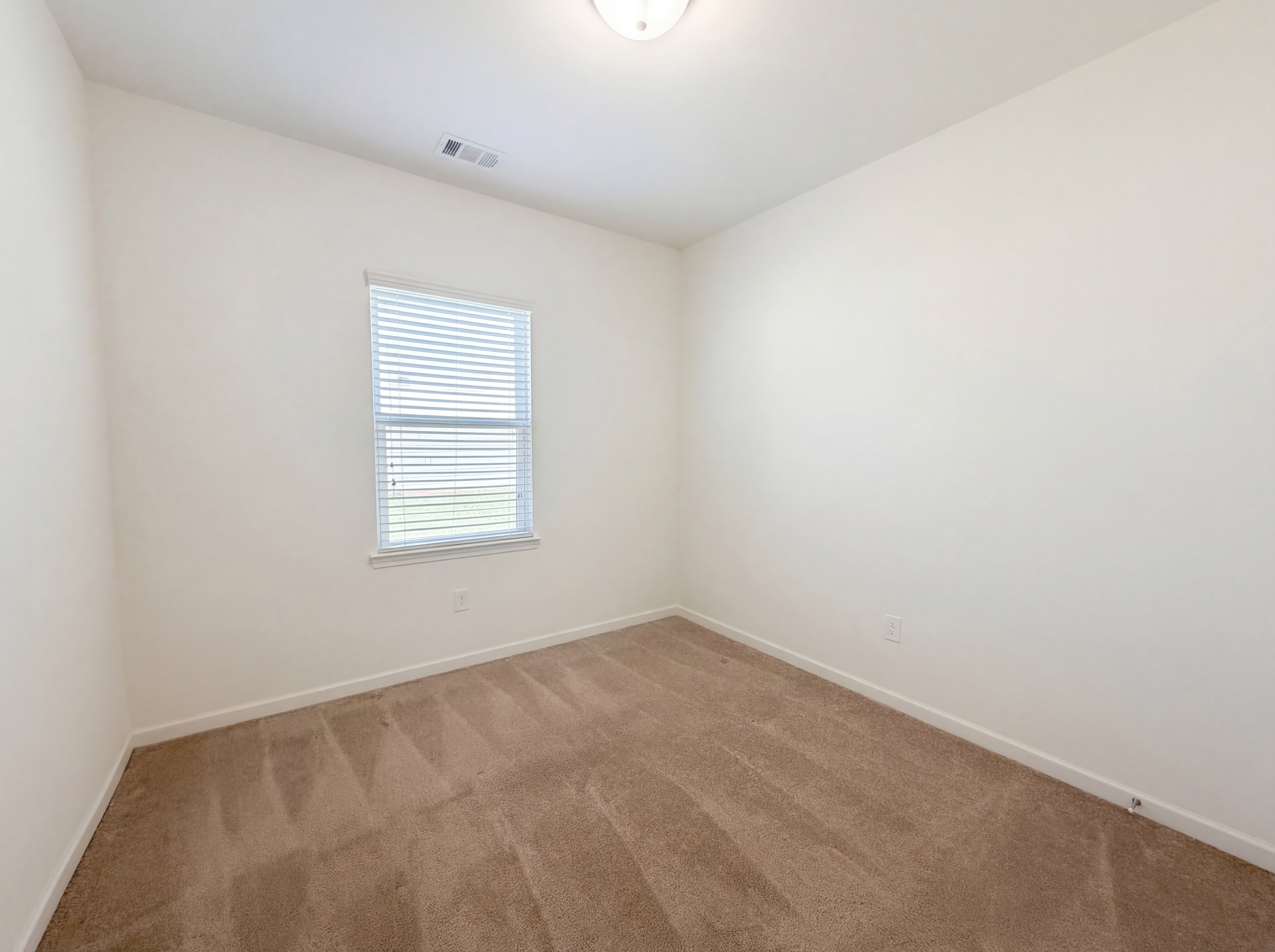 Photo 10 of 16 of 12 Whiskery Way, Cartersville, GA