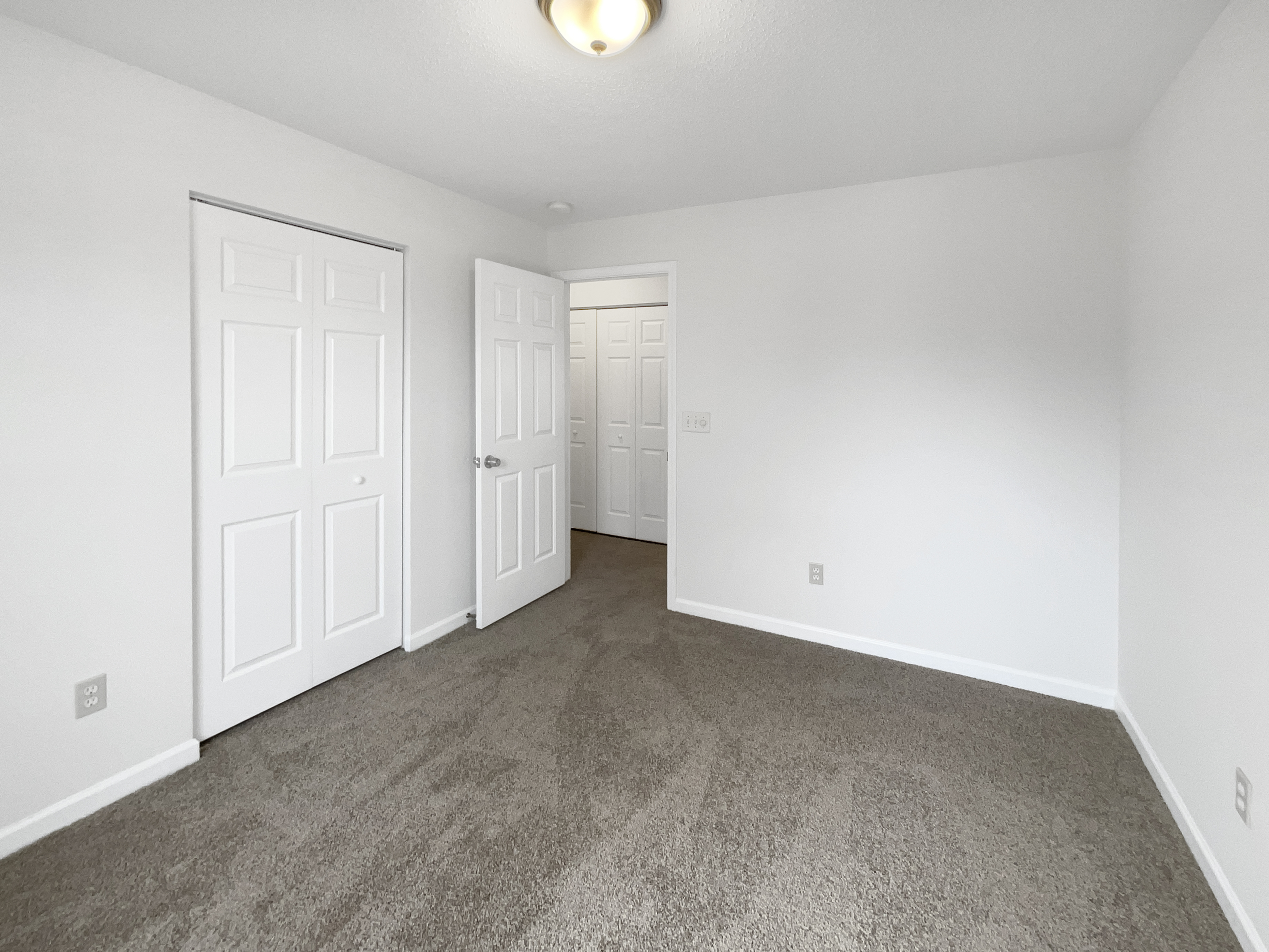 Photo 12 of 19 of 306 Revis Creek Ct, Simpsonville, SC