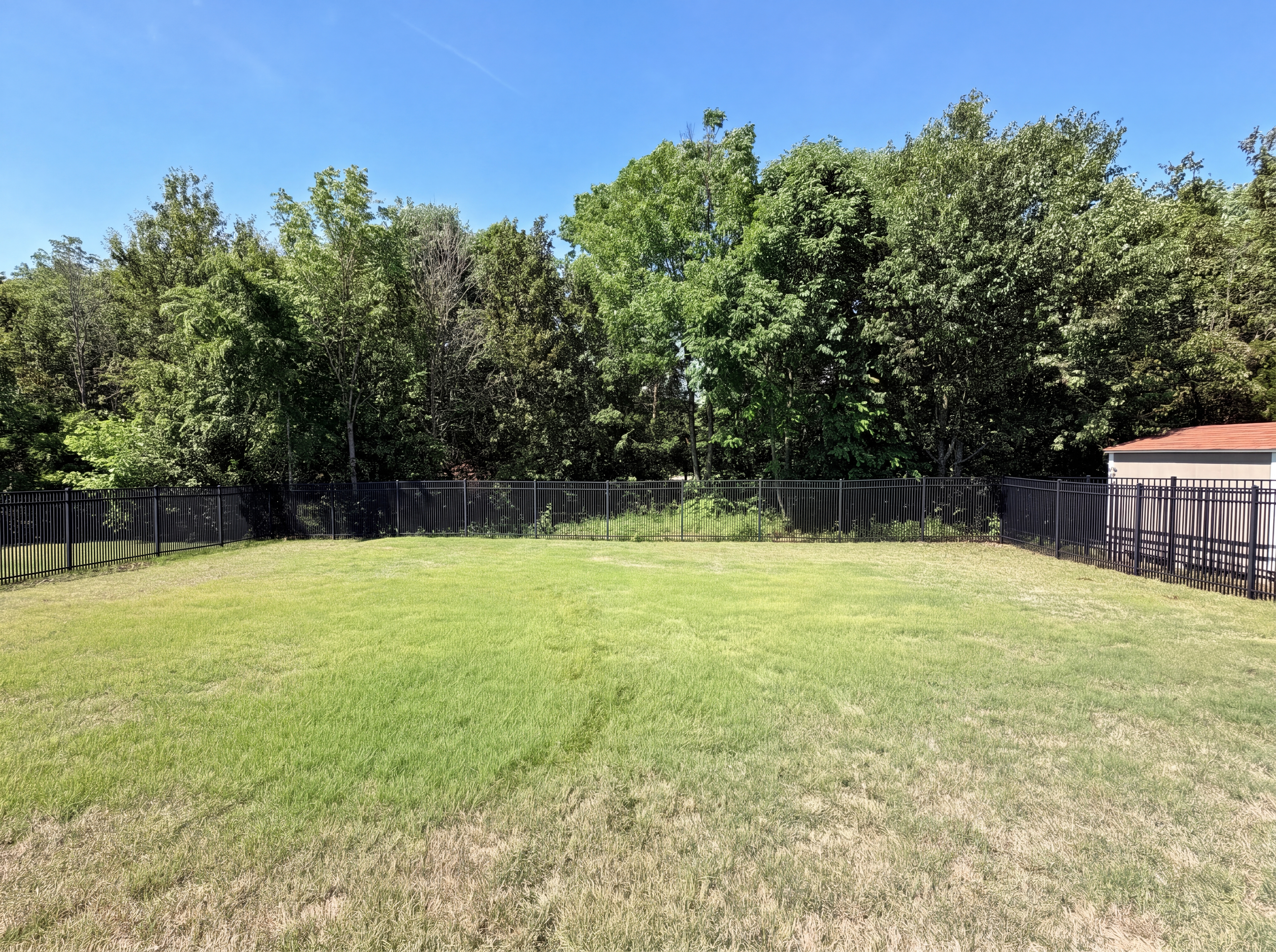 Photo 19 of 20 of 7110 Strawberry Fields Ln, Charlotte, NC