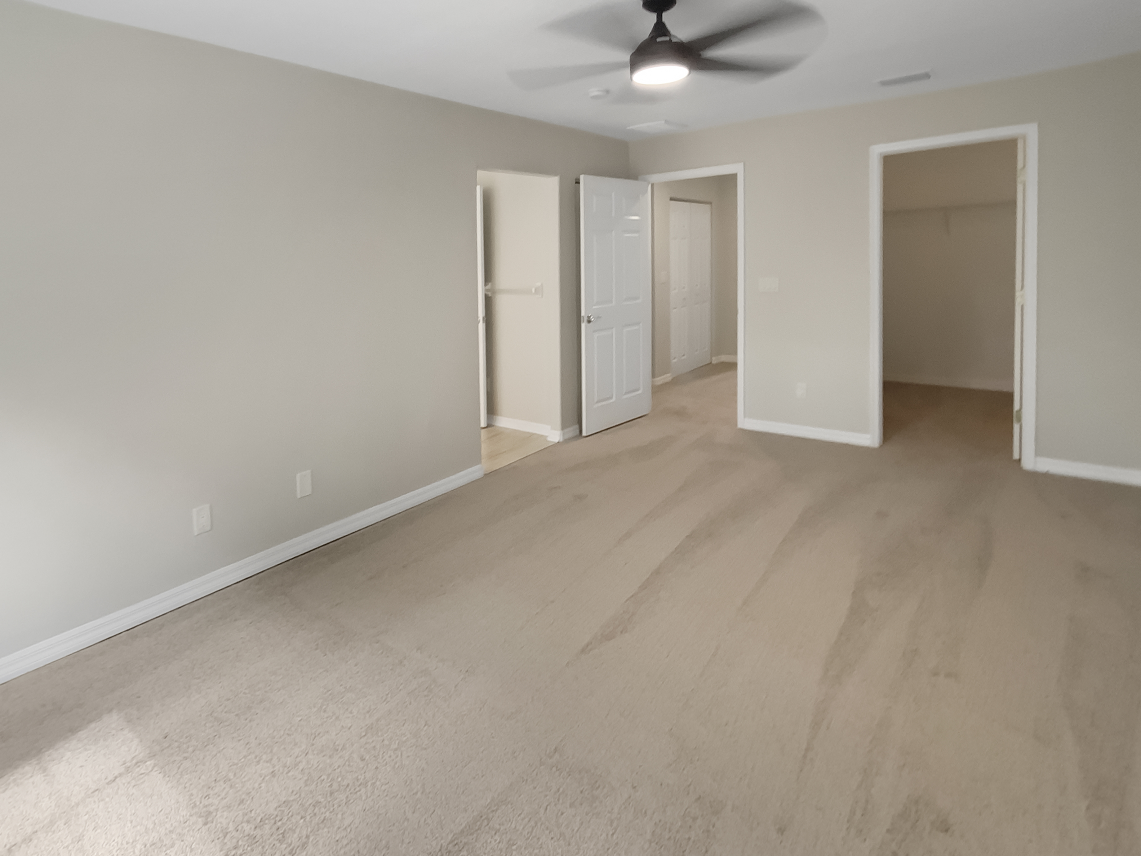 Photo 21 of 32 of 915 Woodbridge Ct, Safety Harbor, FL