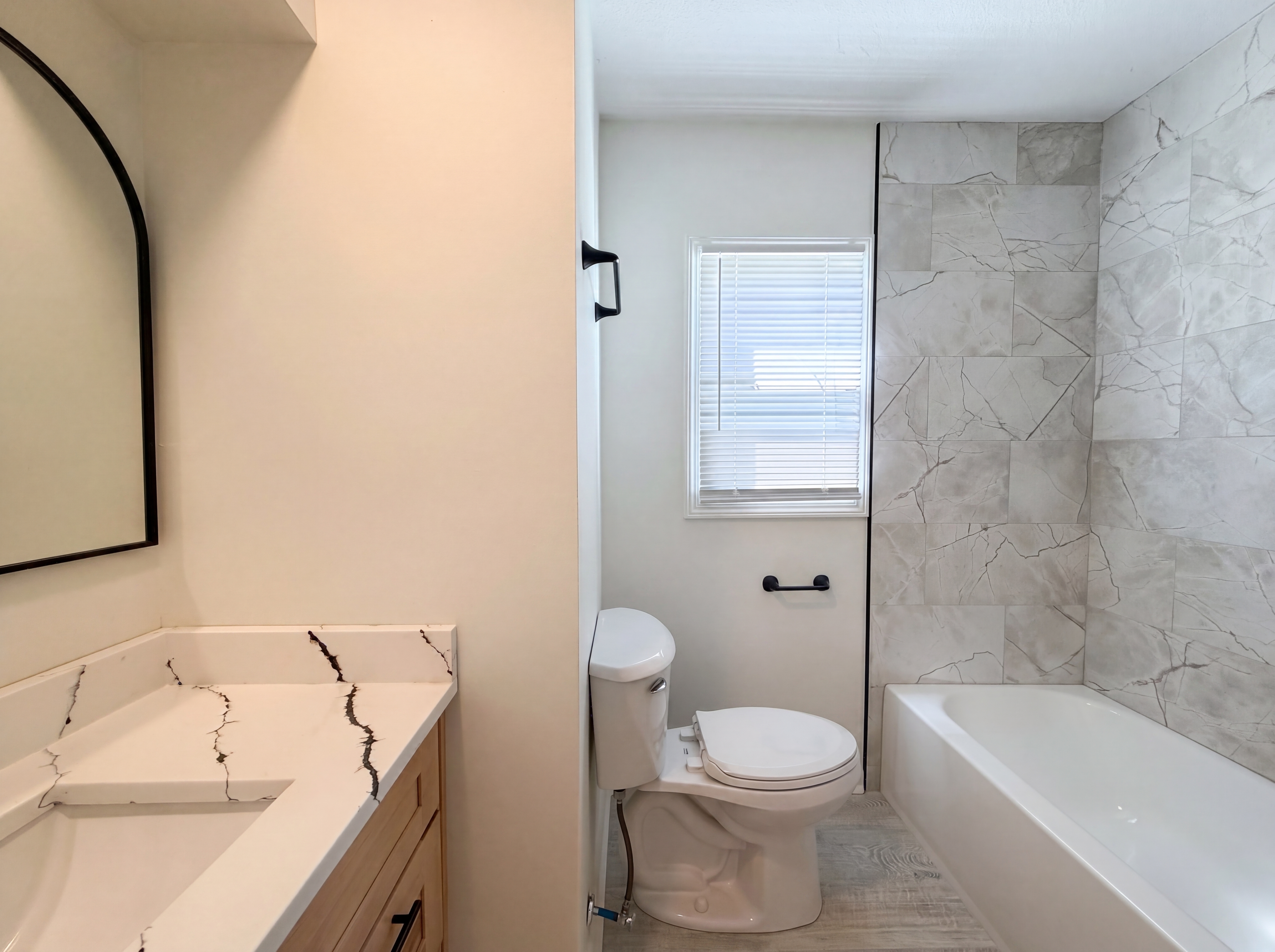 Photo 6 of 19 of 5525 Yecker Ave, Kansas City, KS