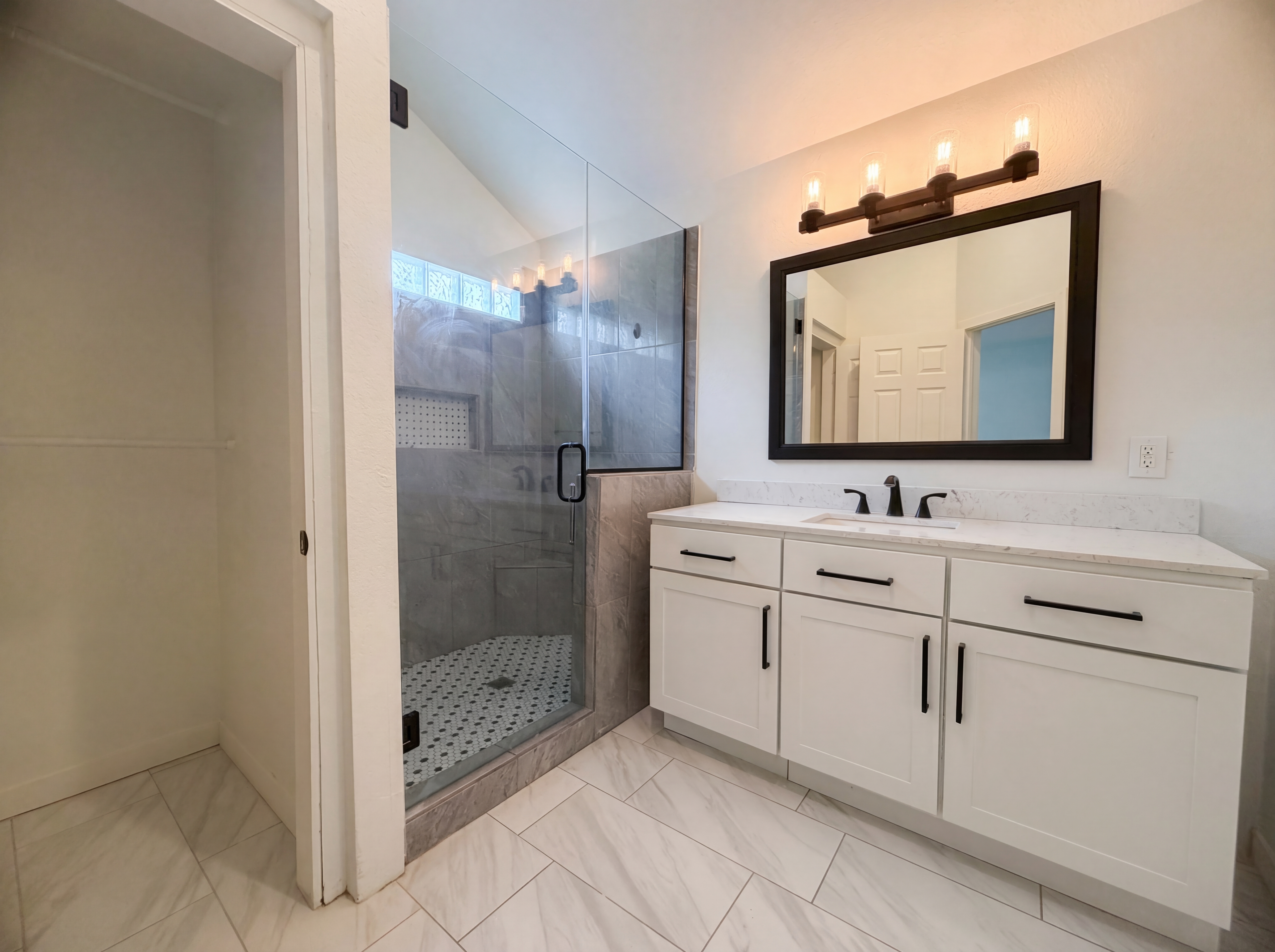 Photo 6 of 17 of 5959 E Teton Cir, Mesa, AZ