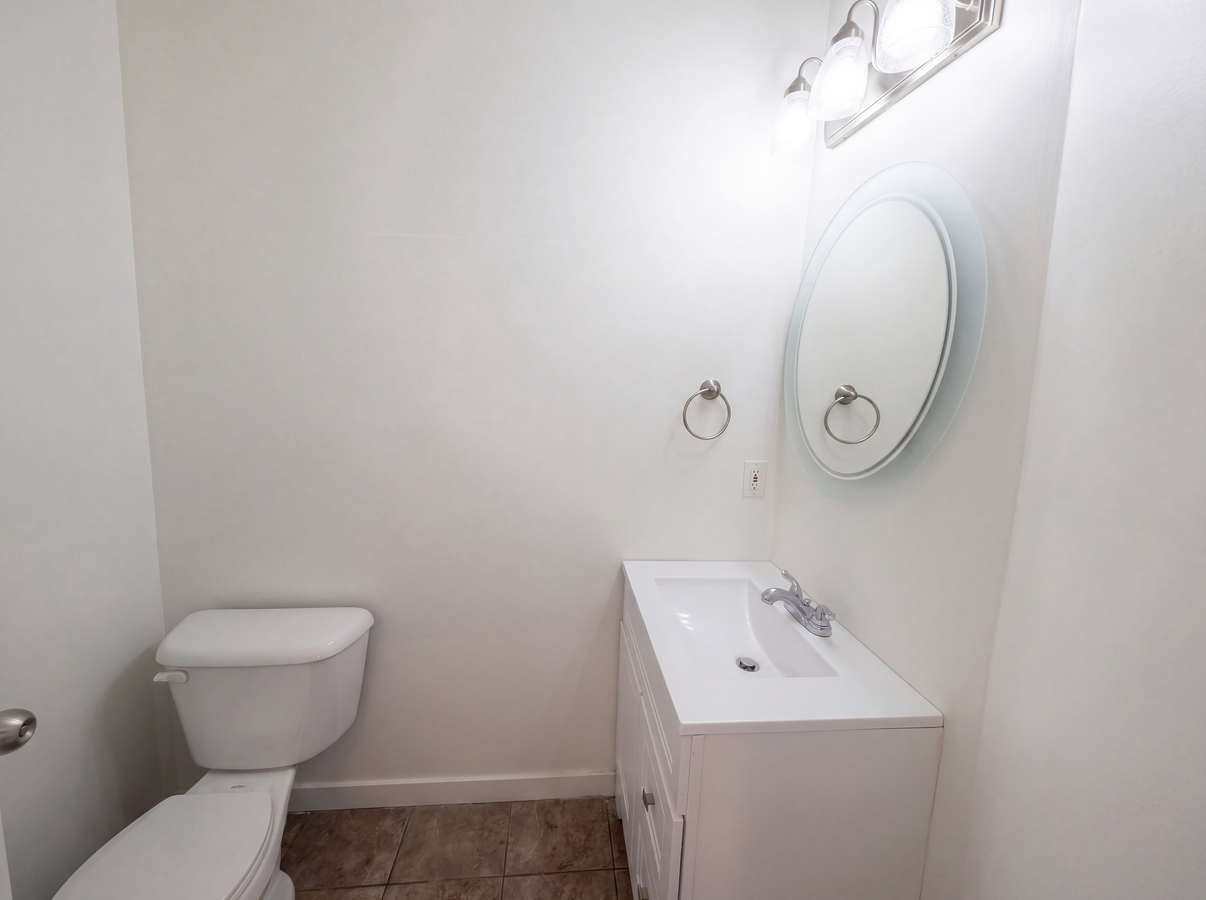 Photo 14 of 24 of 896 W 1625 S, Lehi, UT