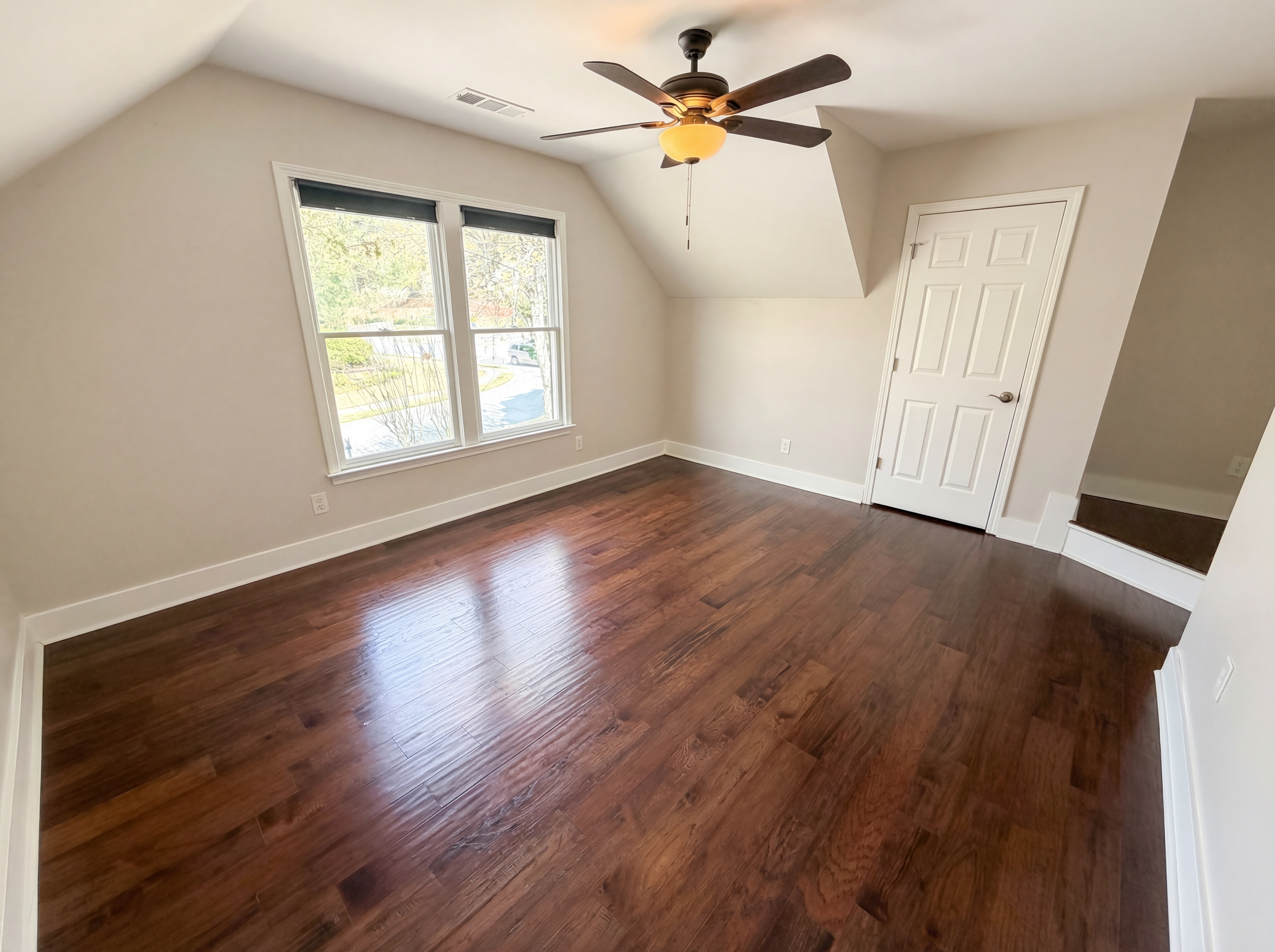 Photo 41 of 44 of 4000 Amberley Ln, Marietta, GA